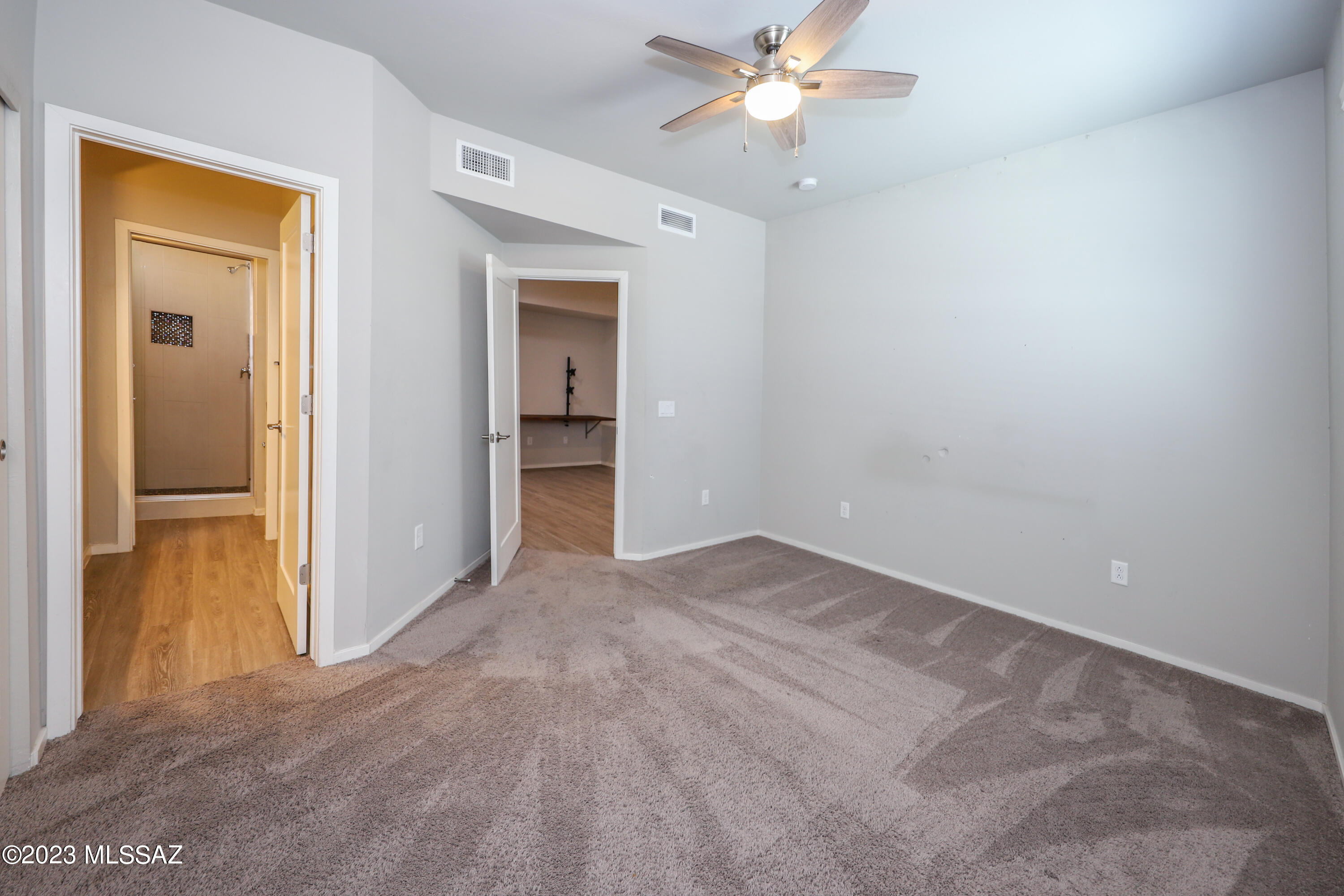 Park Modern SQ20171350679 - Residential