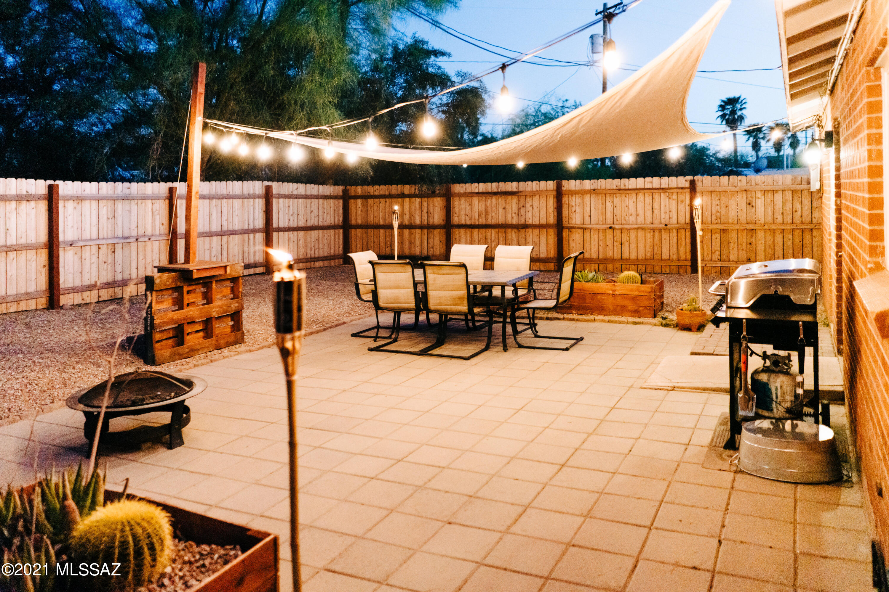 El Cortez Heights - Residential