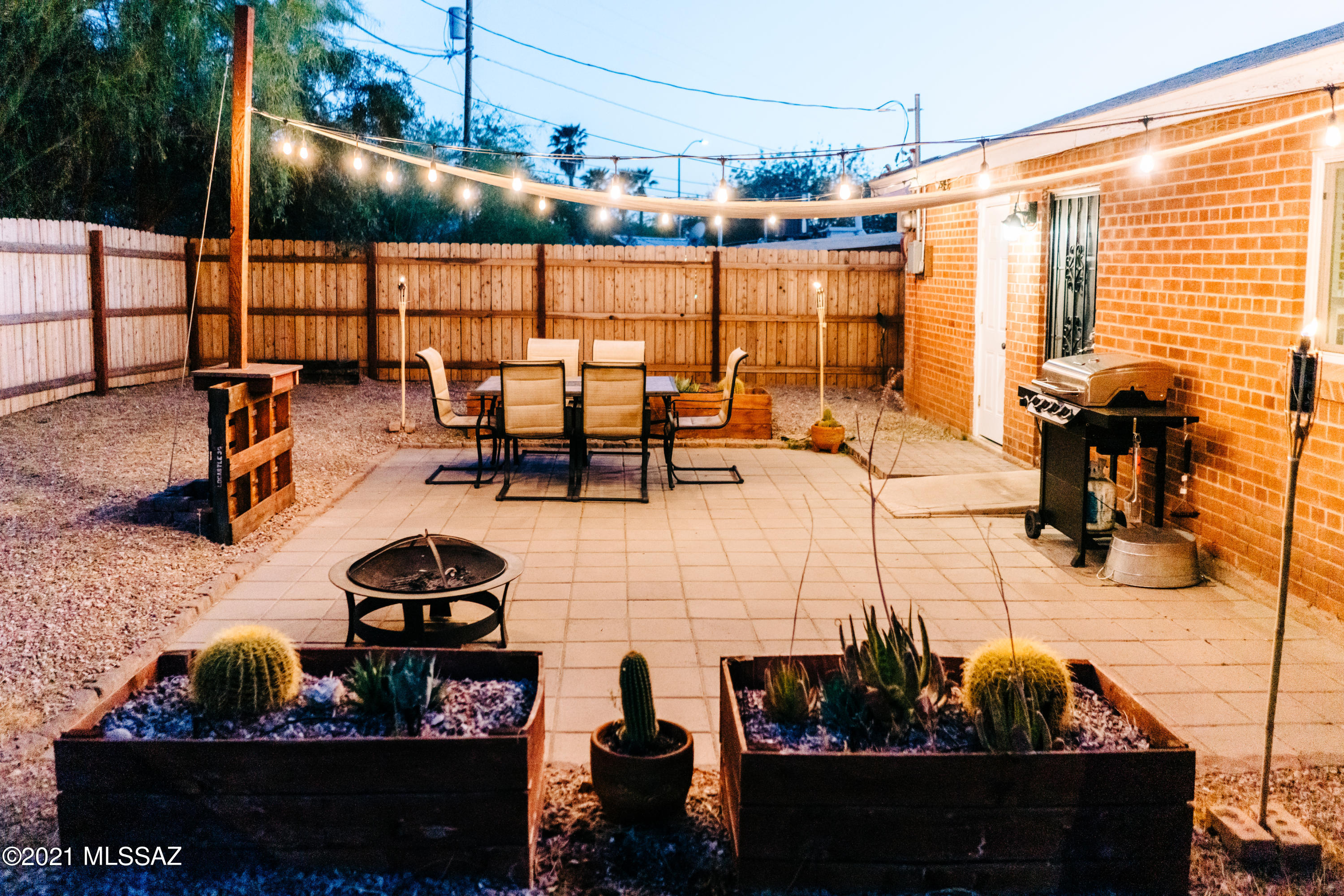 El Cortez Heights - Residential