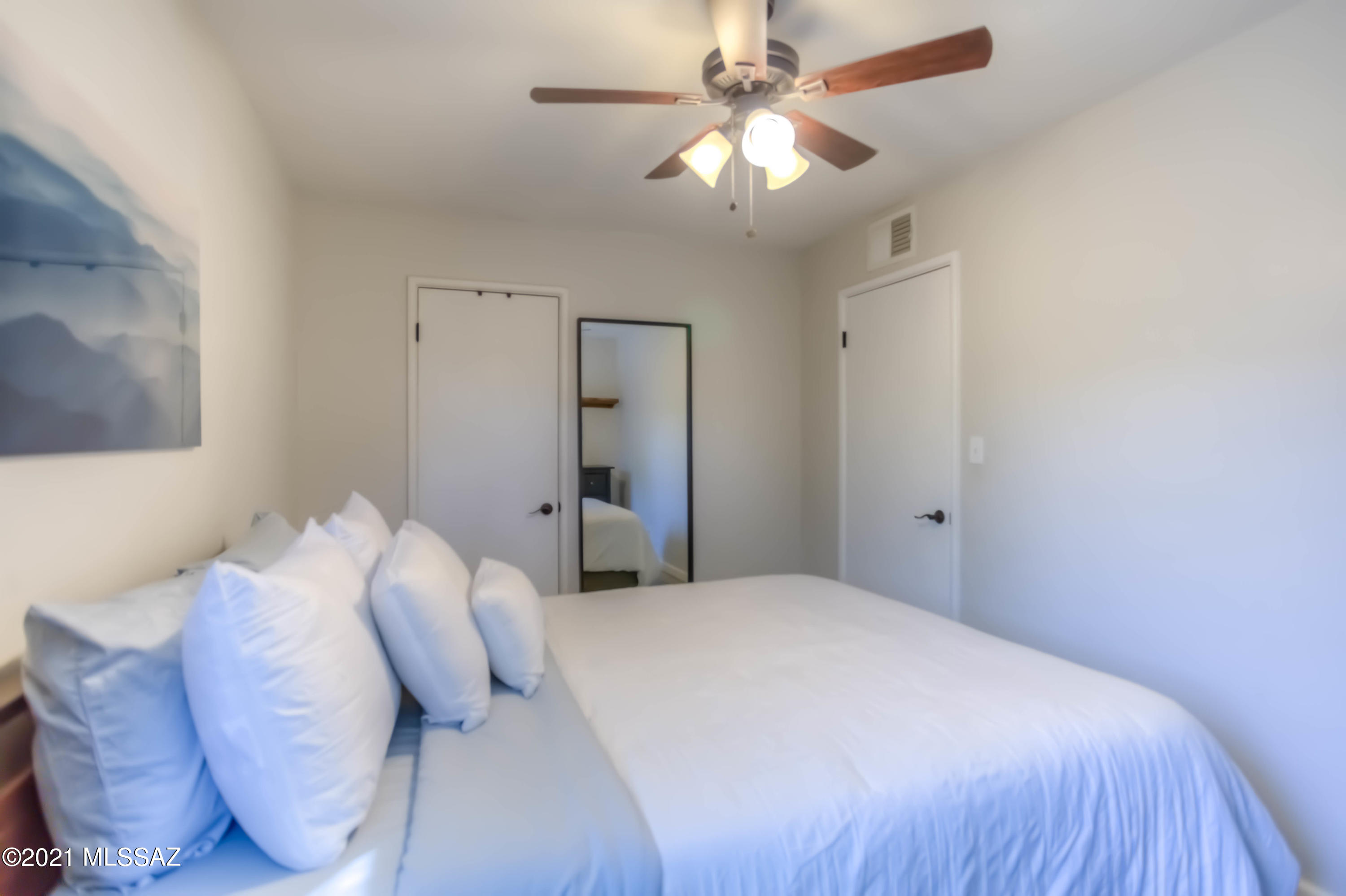 El Cortez Heights - Residential