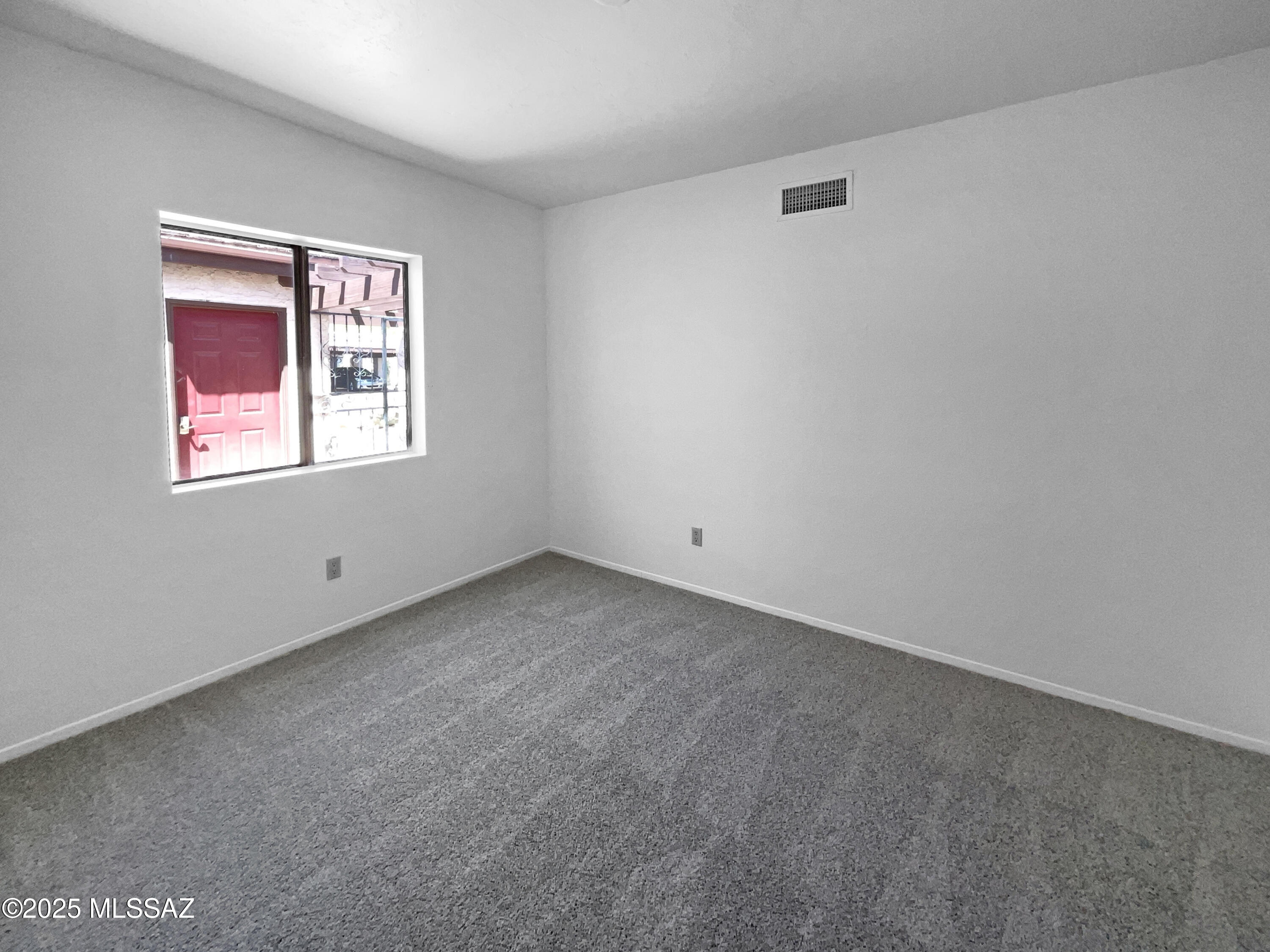 2970 E Weymouth Street