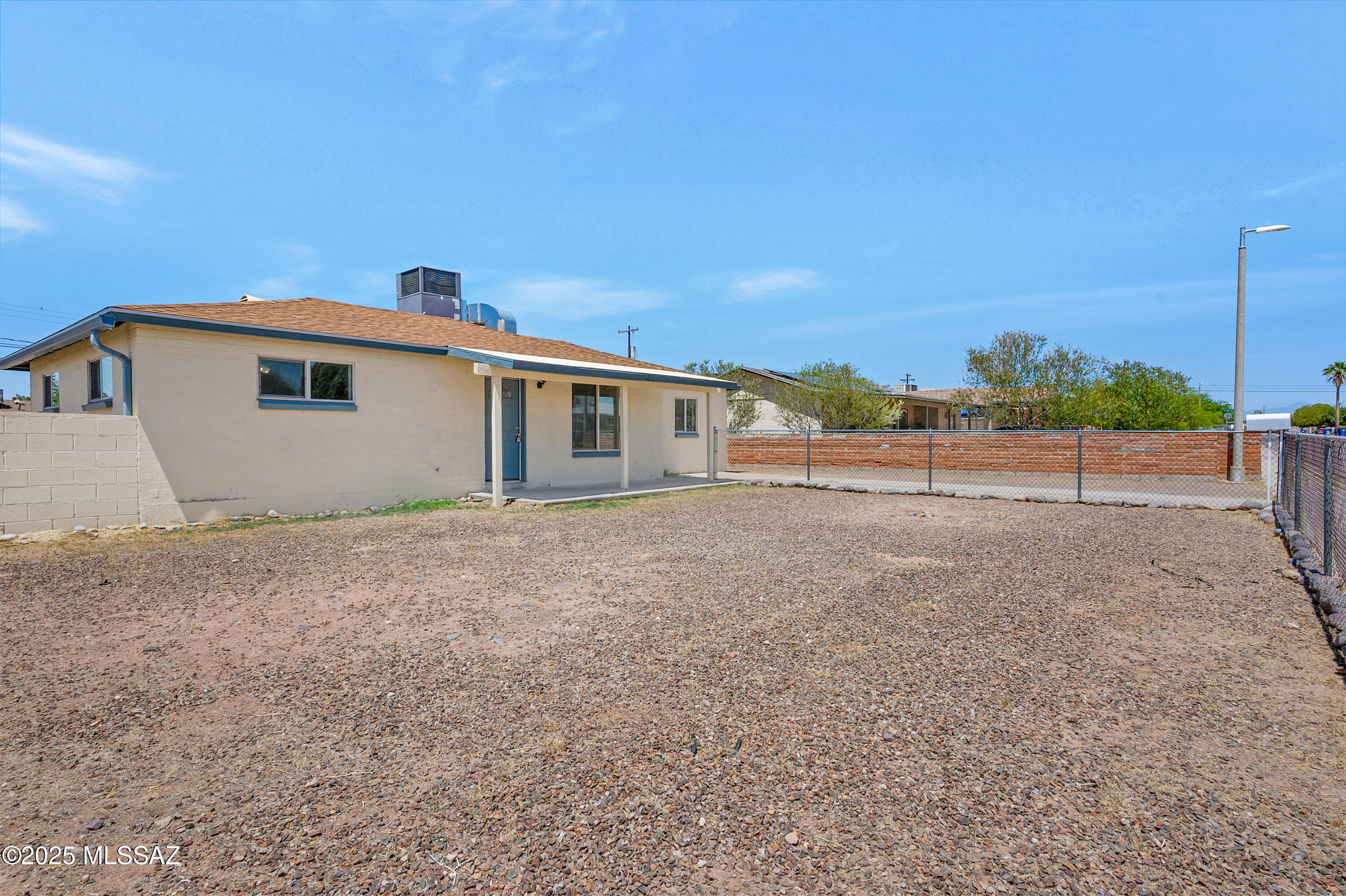 826 W Calle Margarita