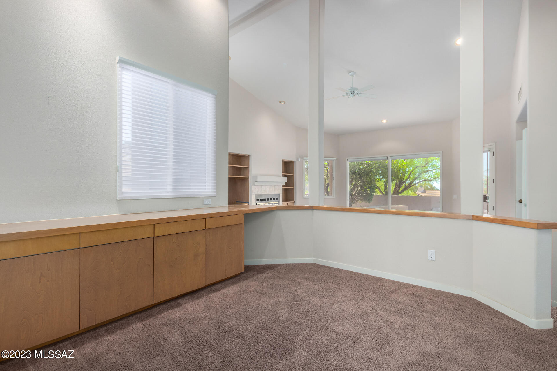 Finisterra II (211-302) - Residential