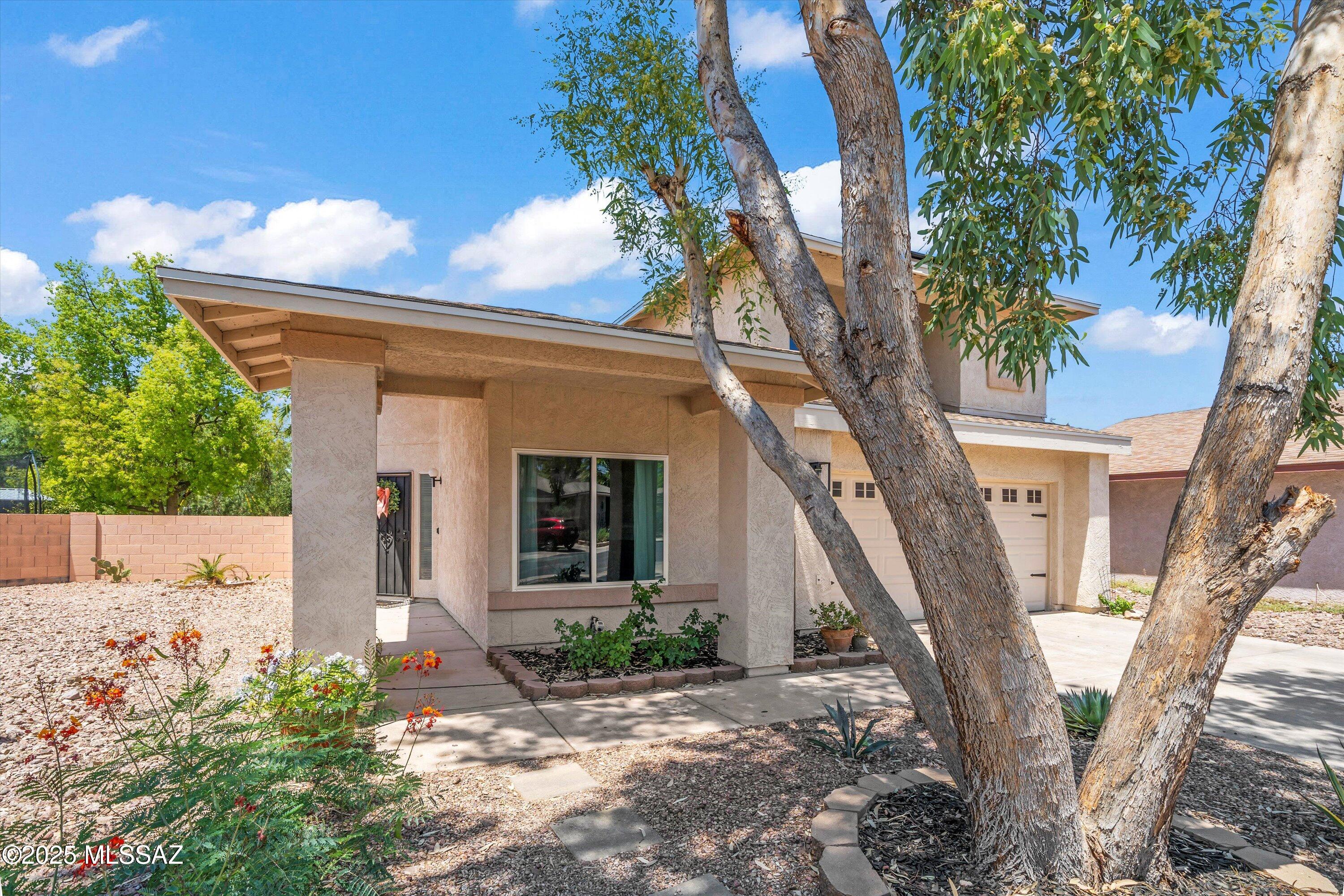1441 N Calle De Durazo