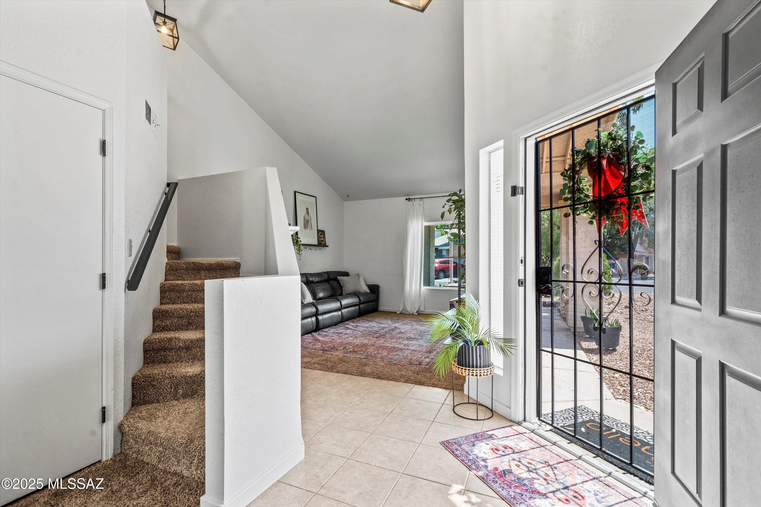 1441 N Calle De Durazo