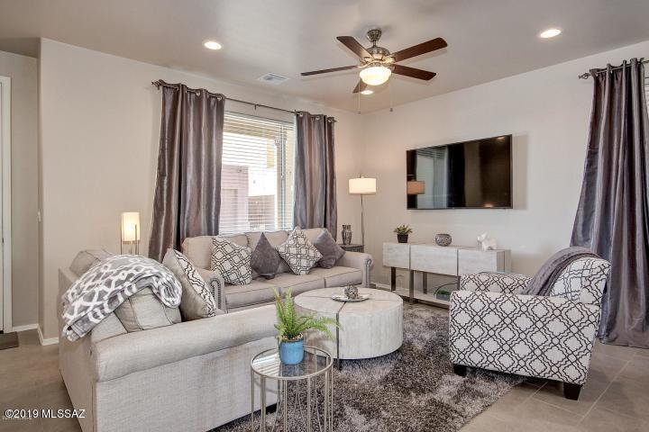 Alamo Crossing - Residential