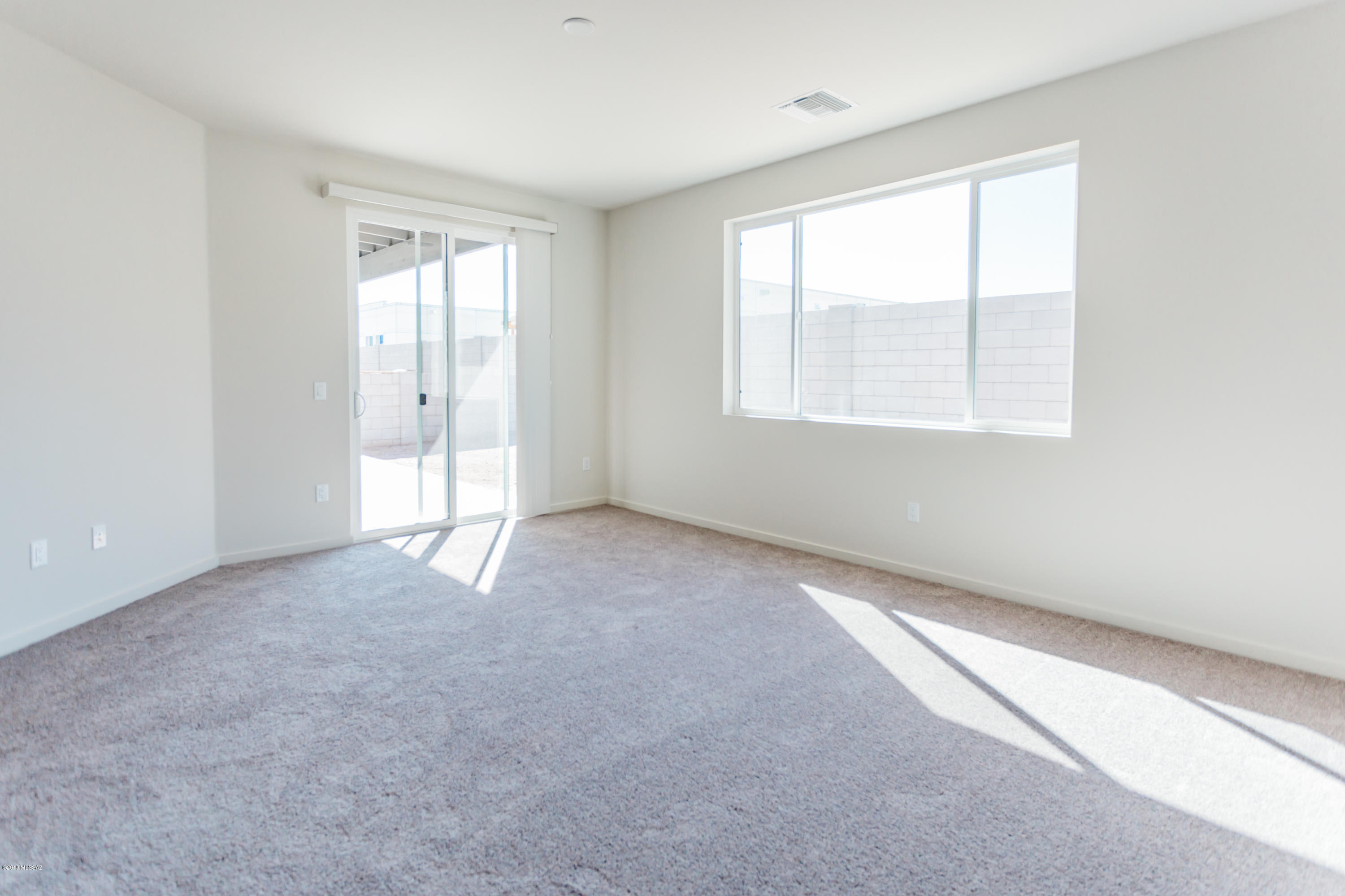 Elementary Place SQ20163230723 - Residential