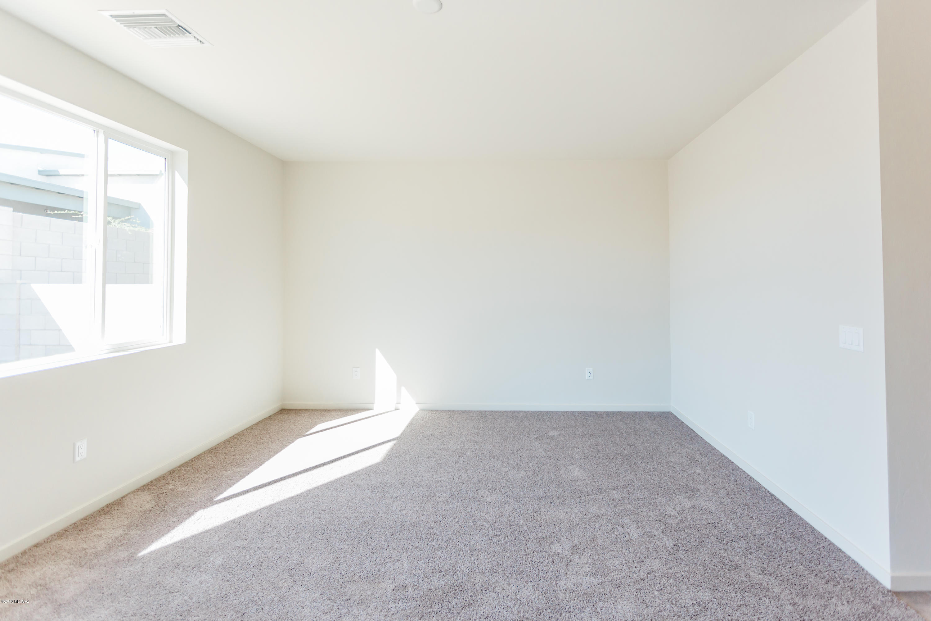 Elementary Place SQ20163230723 - Residential