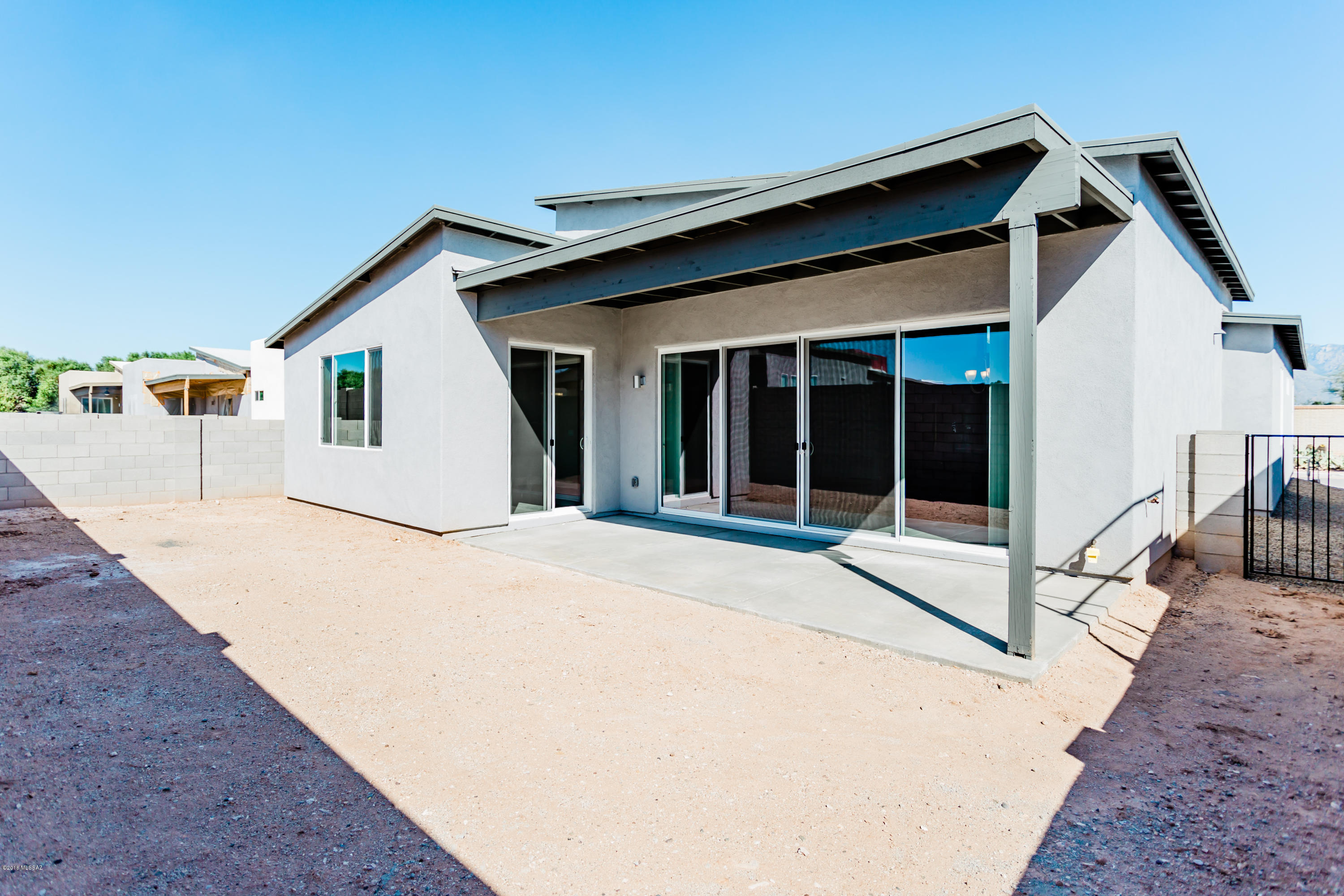 Elementary Place SQ20163230723 - Residential