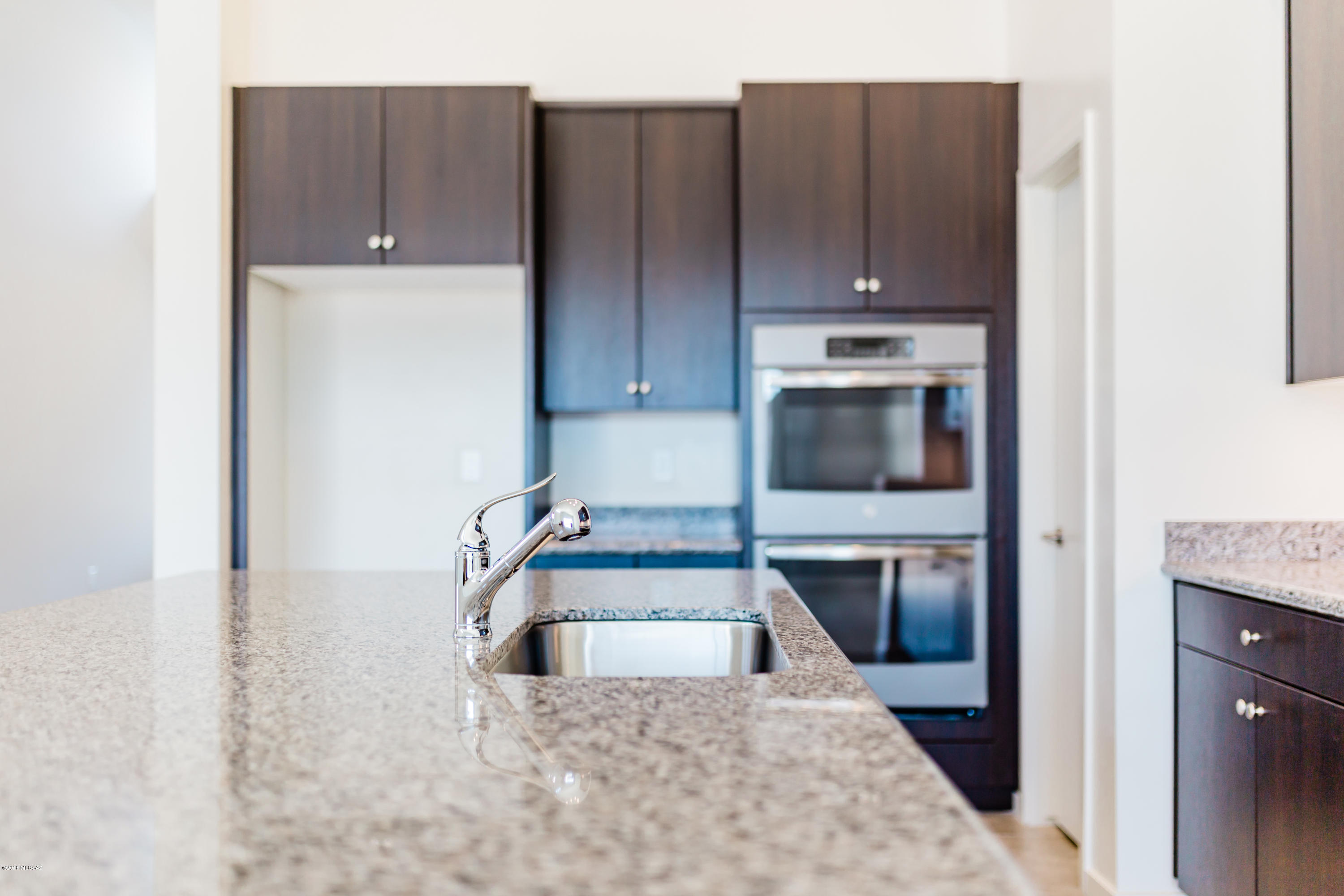 Elementary Place SQ20163230723 - Residential