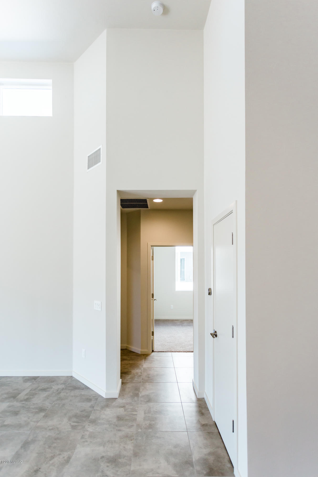Elementary Place SQ20163230723 - Residential