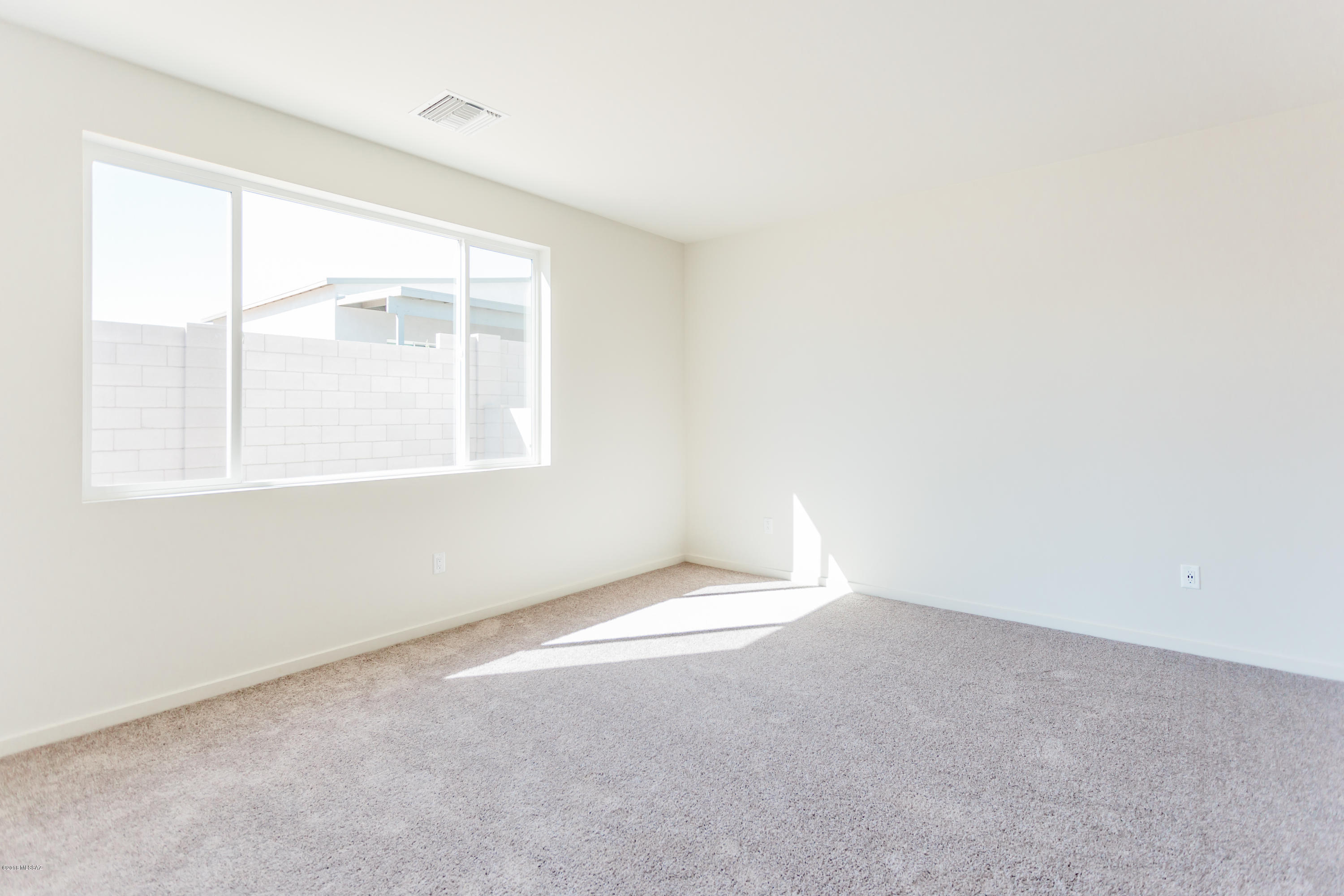 Elementary Place SQ20163230723 - Residential