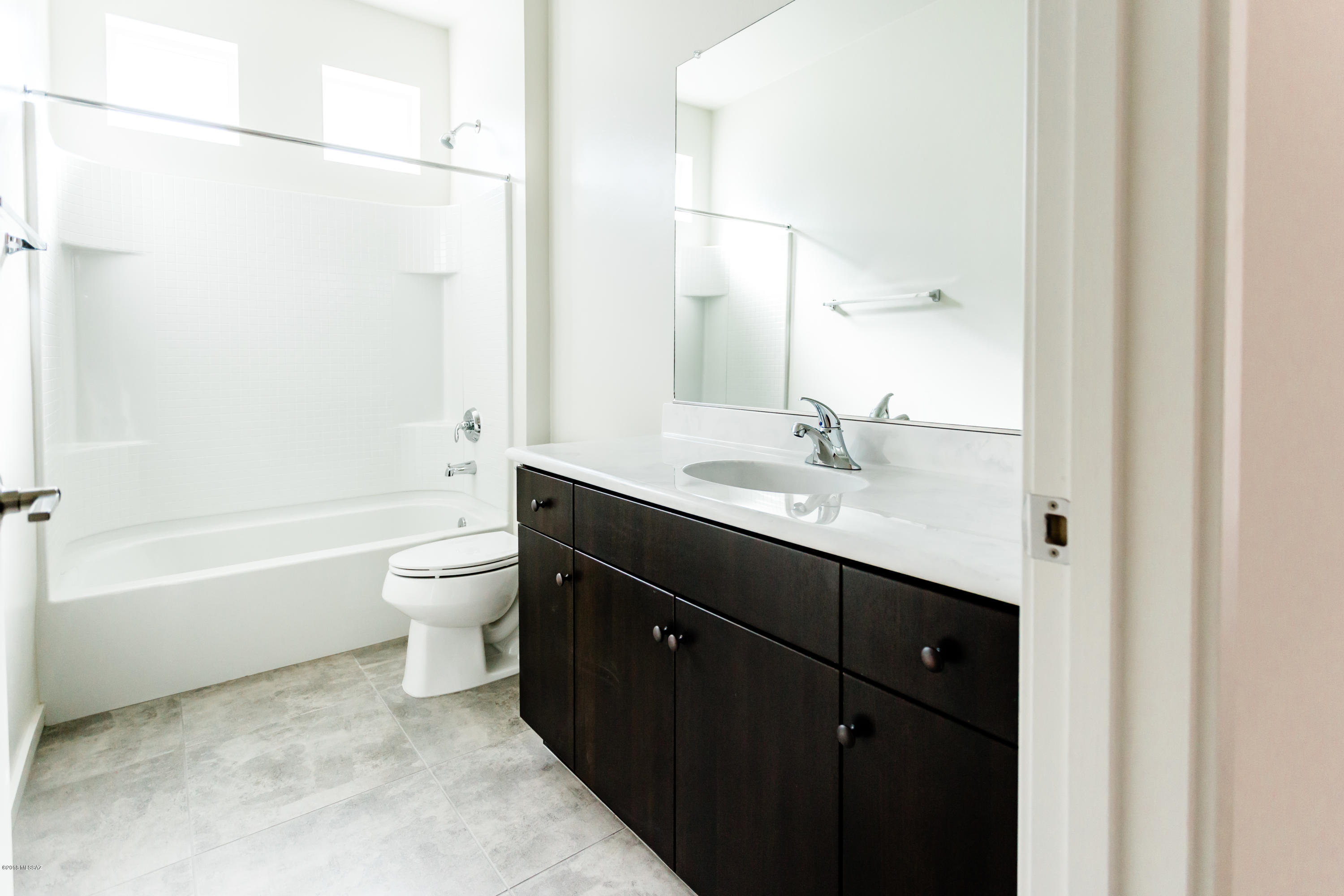 Elementary Place SQ20163230723 - Residential