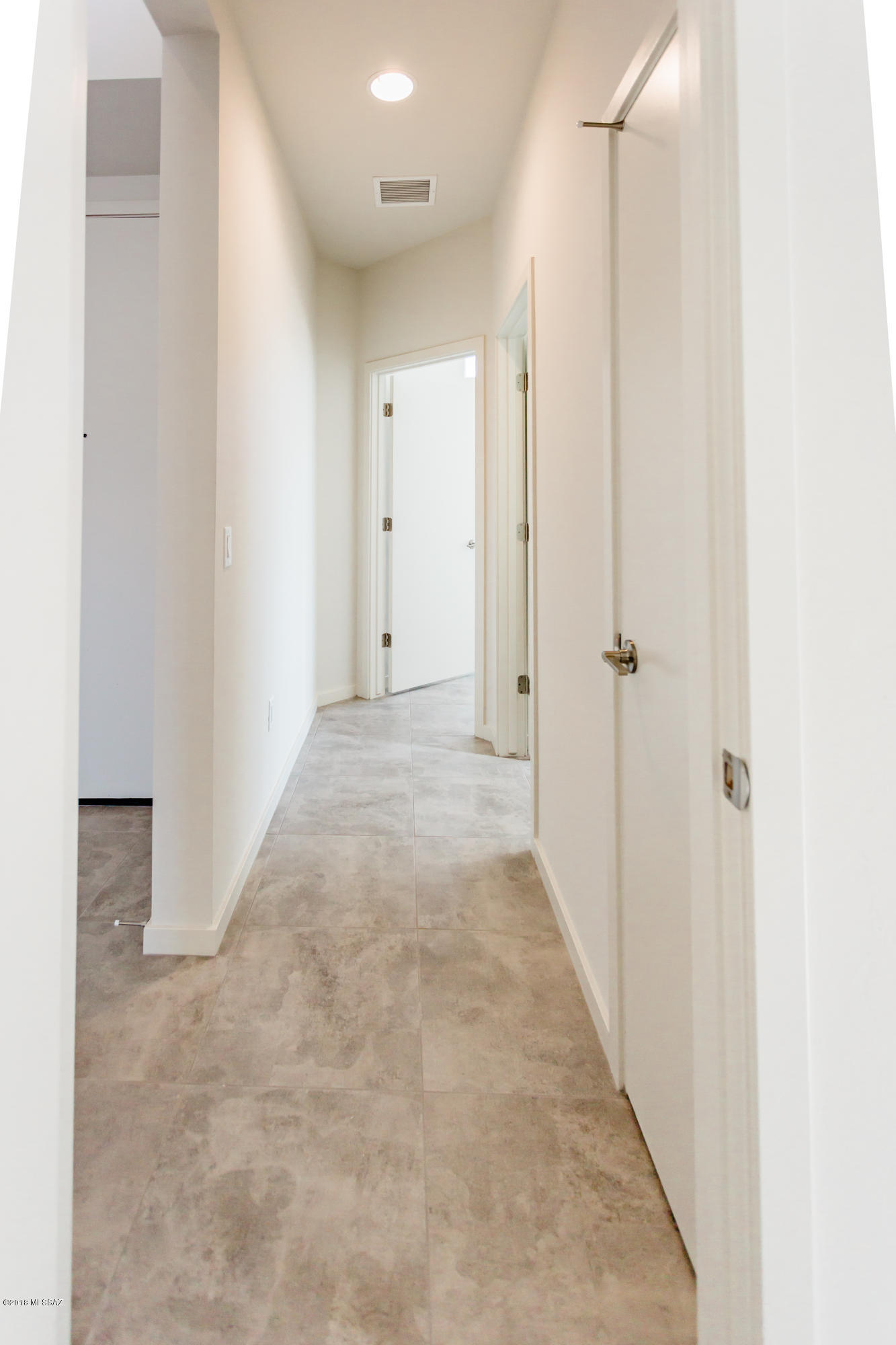 Elementary Place SQ20163230723 - Residential