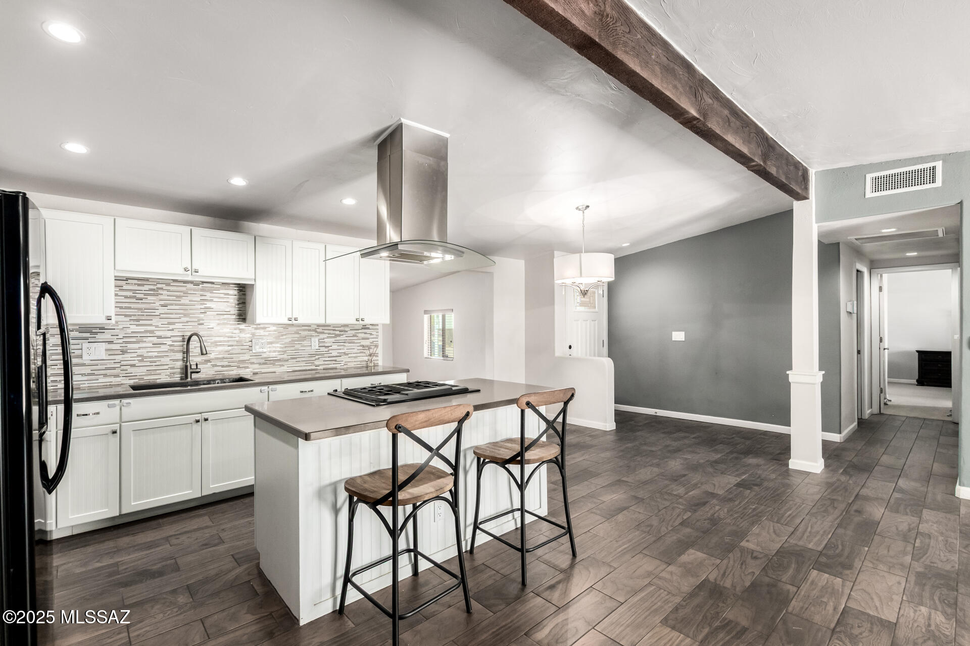 Longview Estates (194-470) - Residential