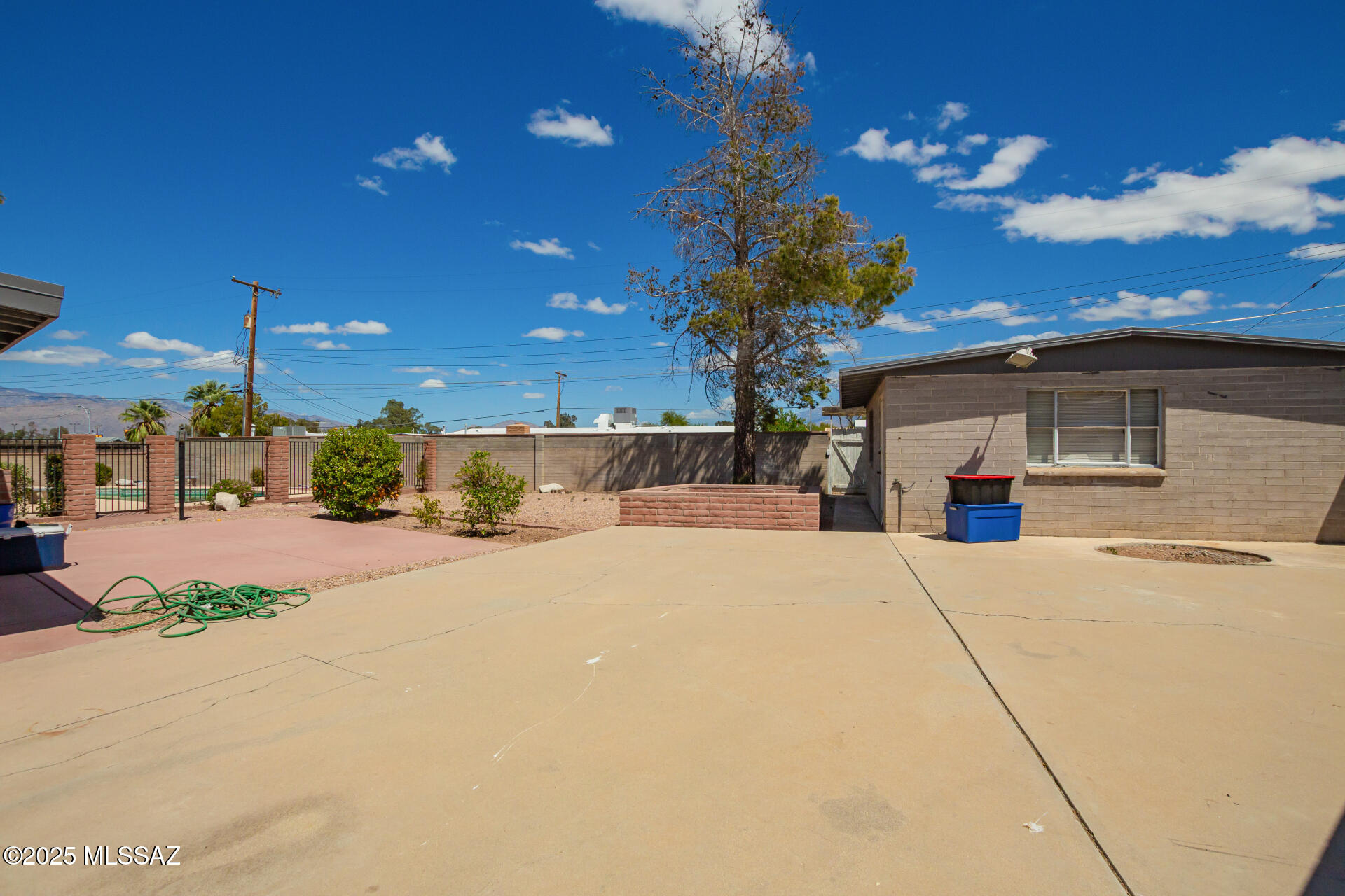 Longview Estates (194-470) - Residential