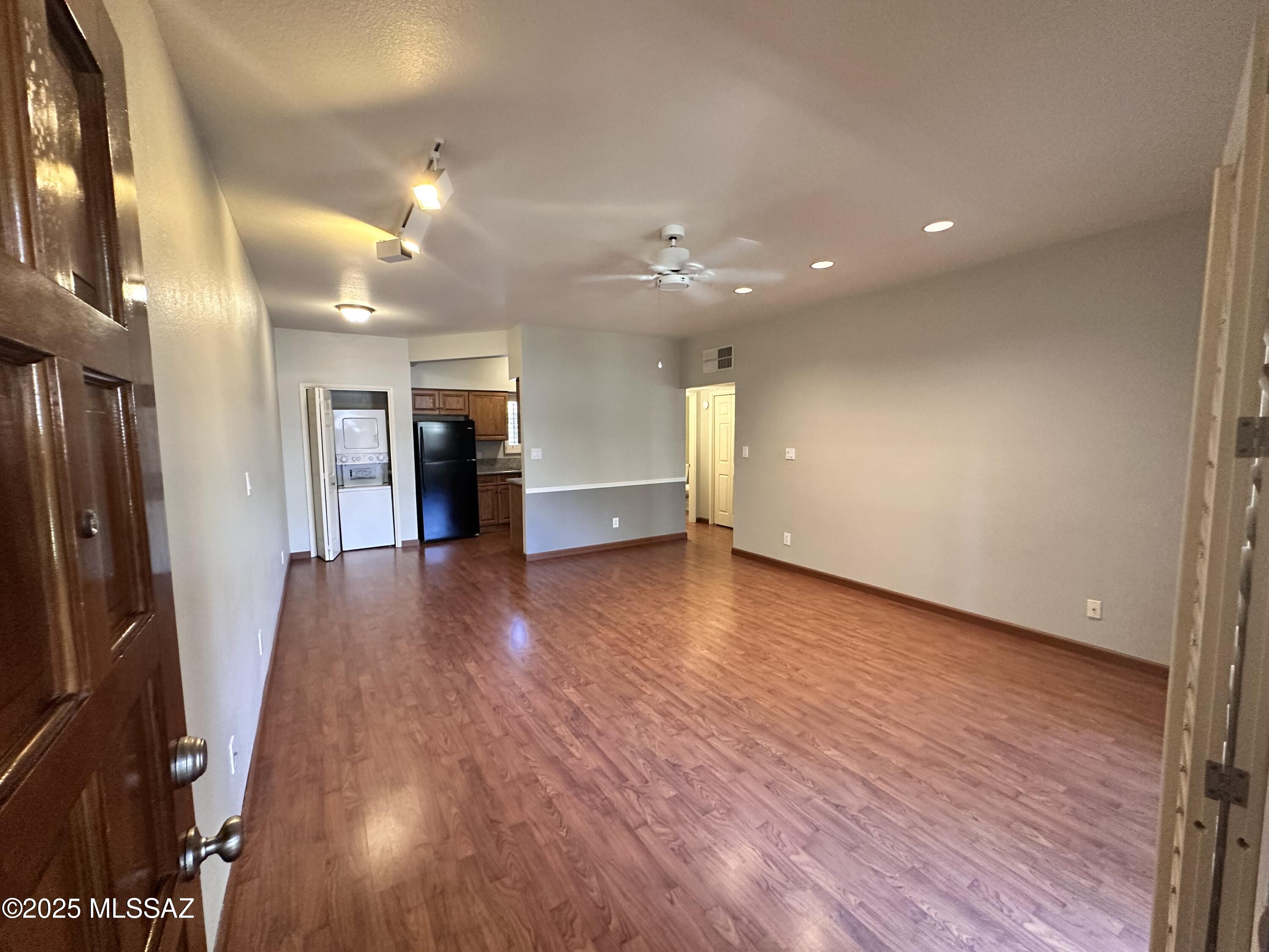 5500 N Valley View Road # 108