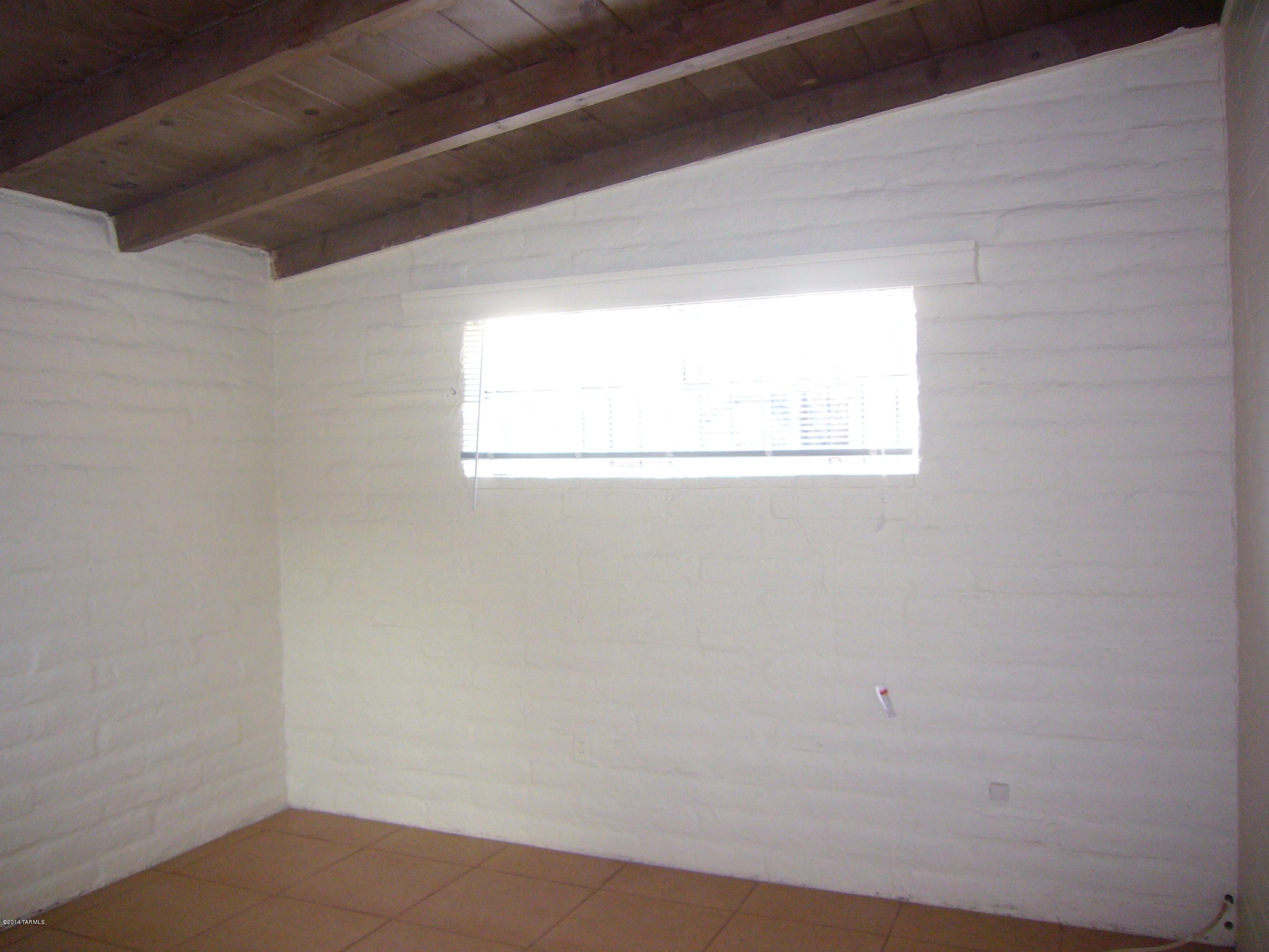 Catalina Farms - Residential Lease