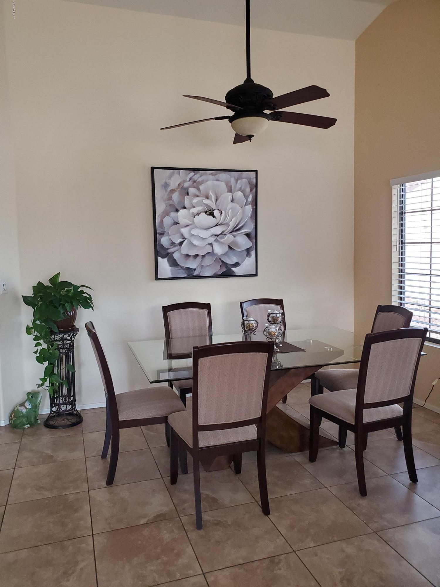 Colonias La Canada (1-82) - Residential