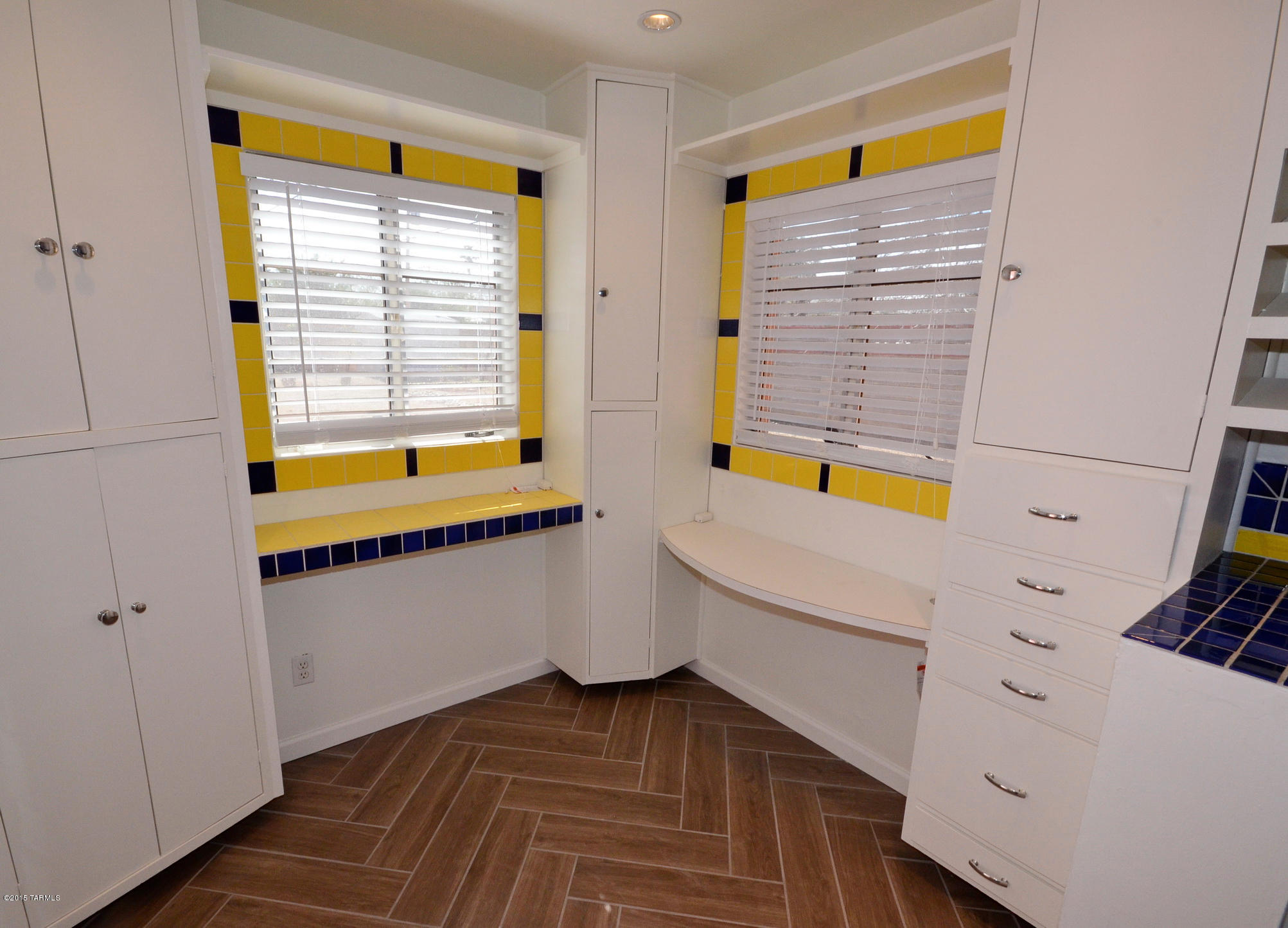 Casa Solariega - Residential Lease