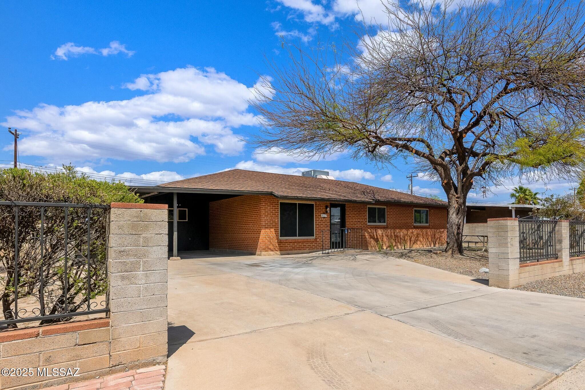 6317 E Calle Cappela