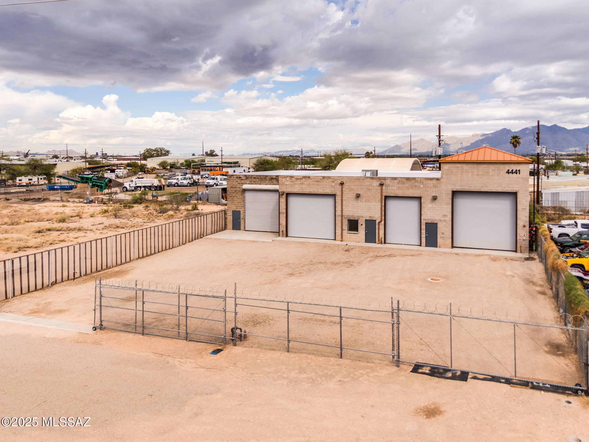 4441 E Irvington Road