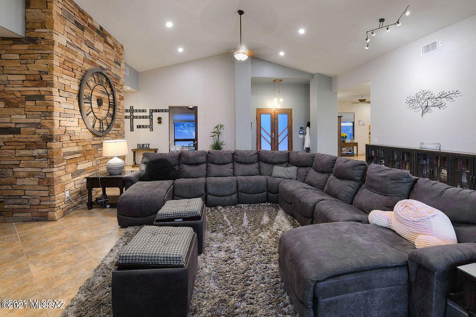 Flecha Caida Ranch Estates #6 - Residential
