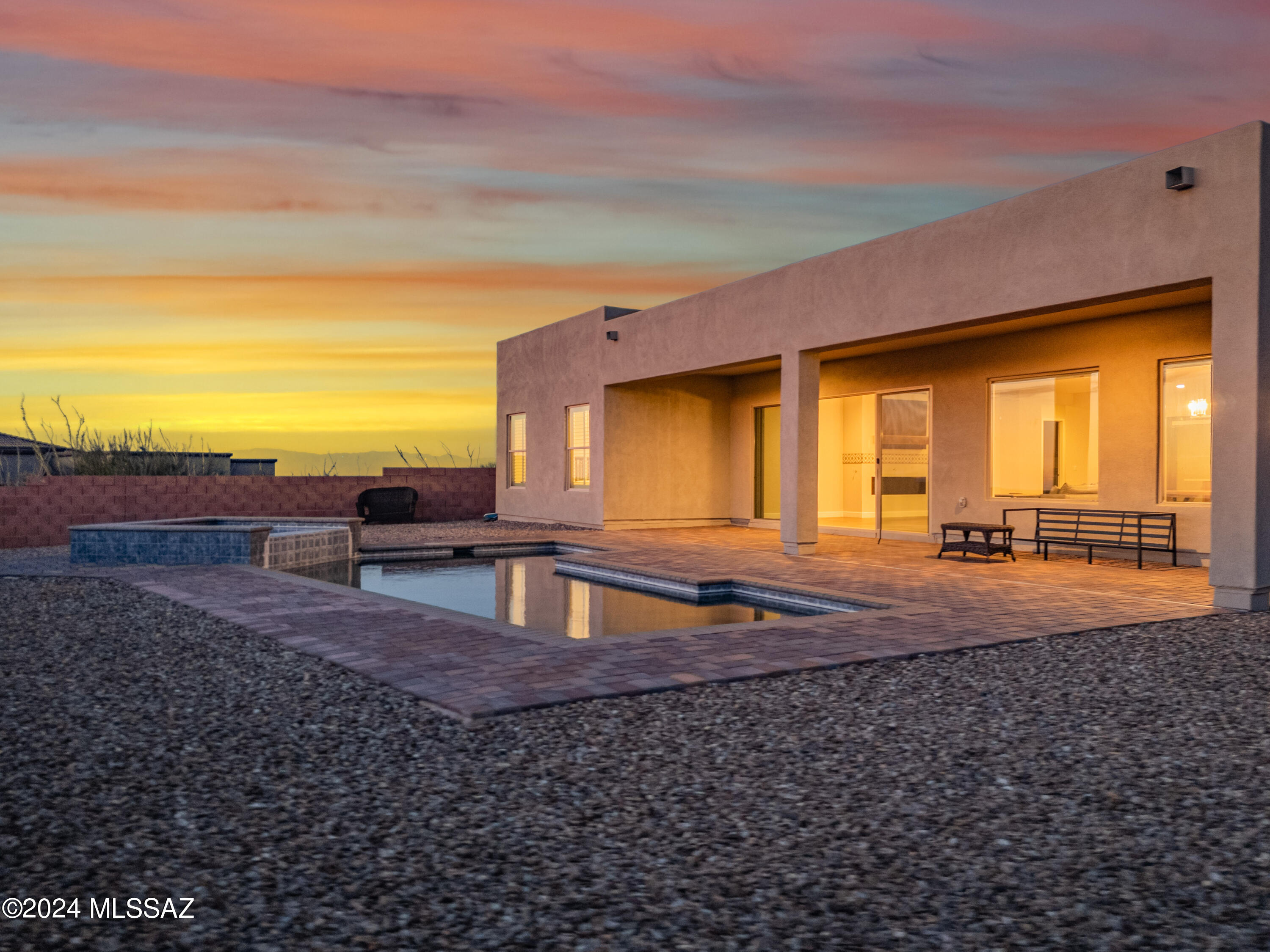 10556 E Ocotillo Rim Trail