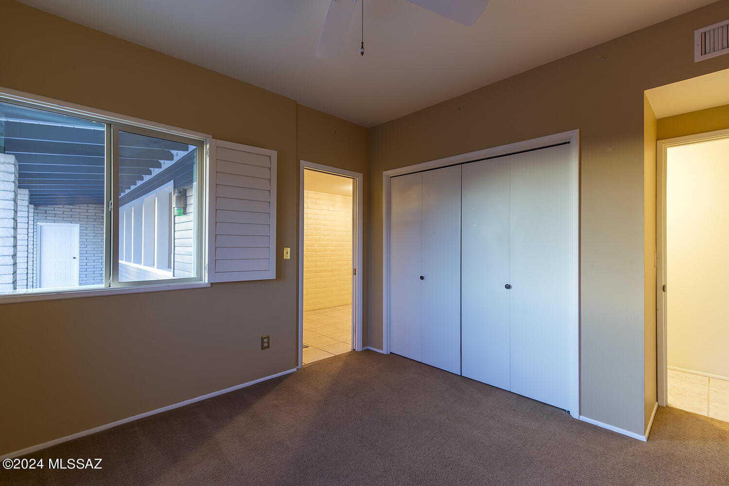 Shadow Roc (1-80) - Residential