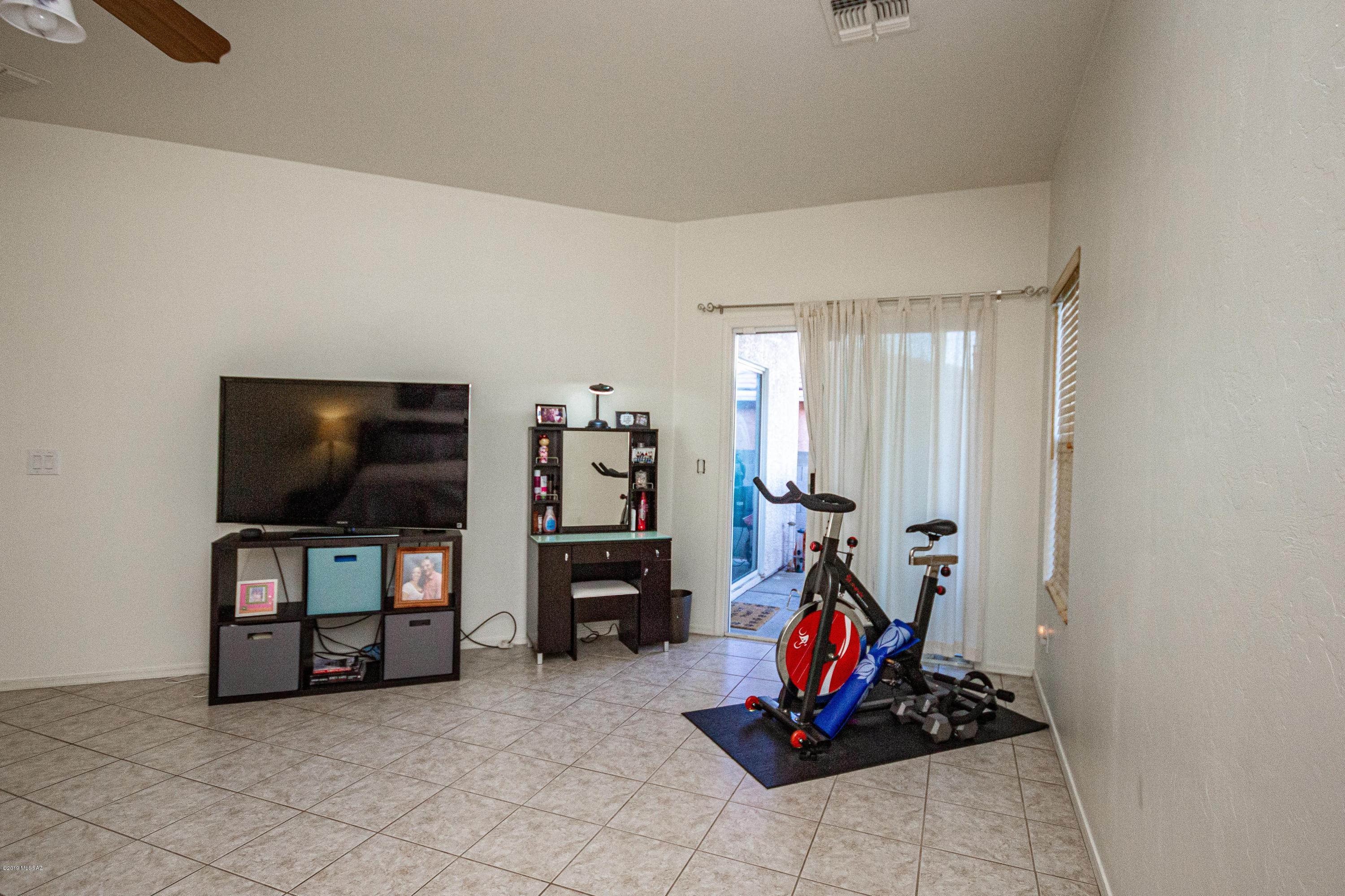 Houghton Village (1-55) - Residential