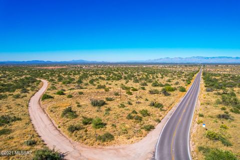 1550 S Houghton Road 325 Vail AZ 85641