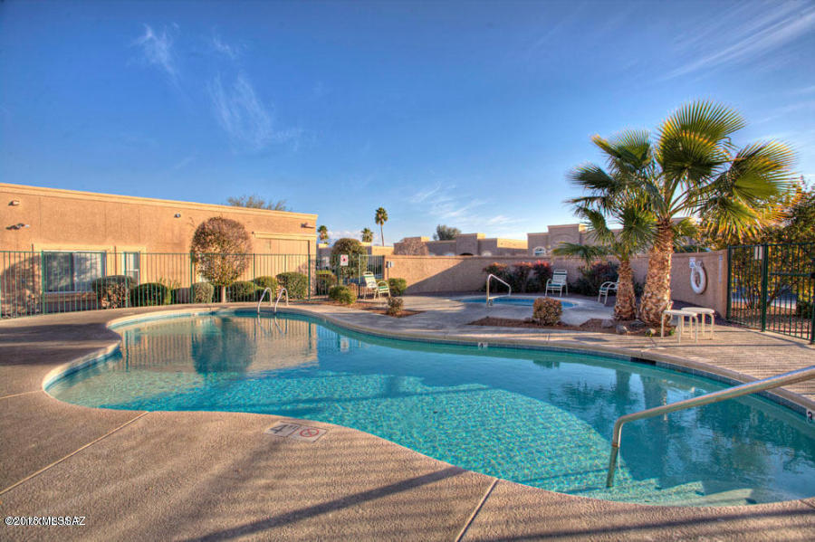 San Ignacio Villas (1-44) - Residential