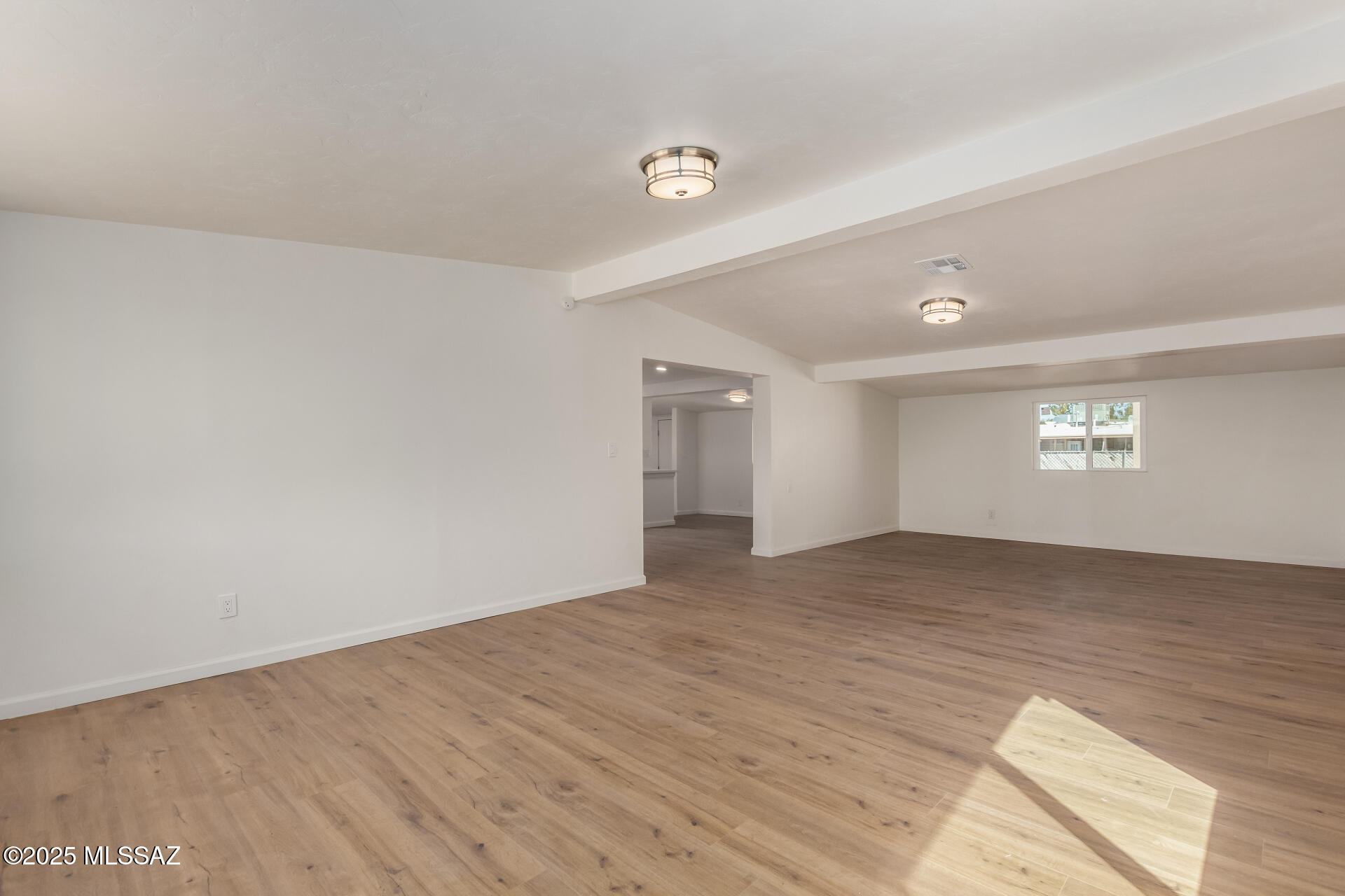1101 E Macarthur Street