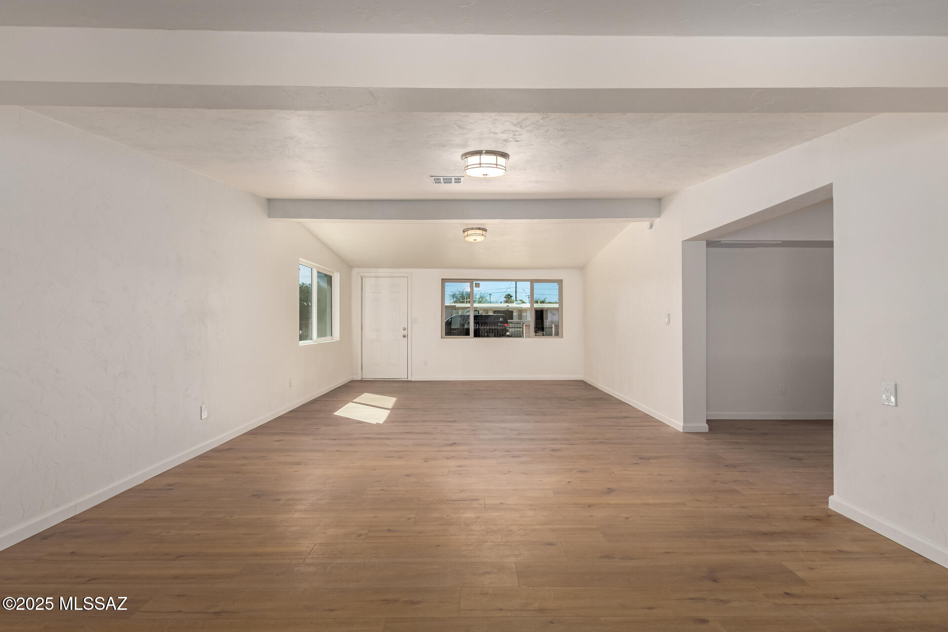 1101 E Macarthur Street