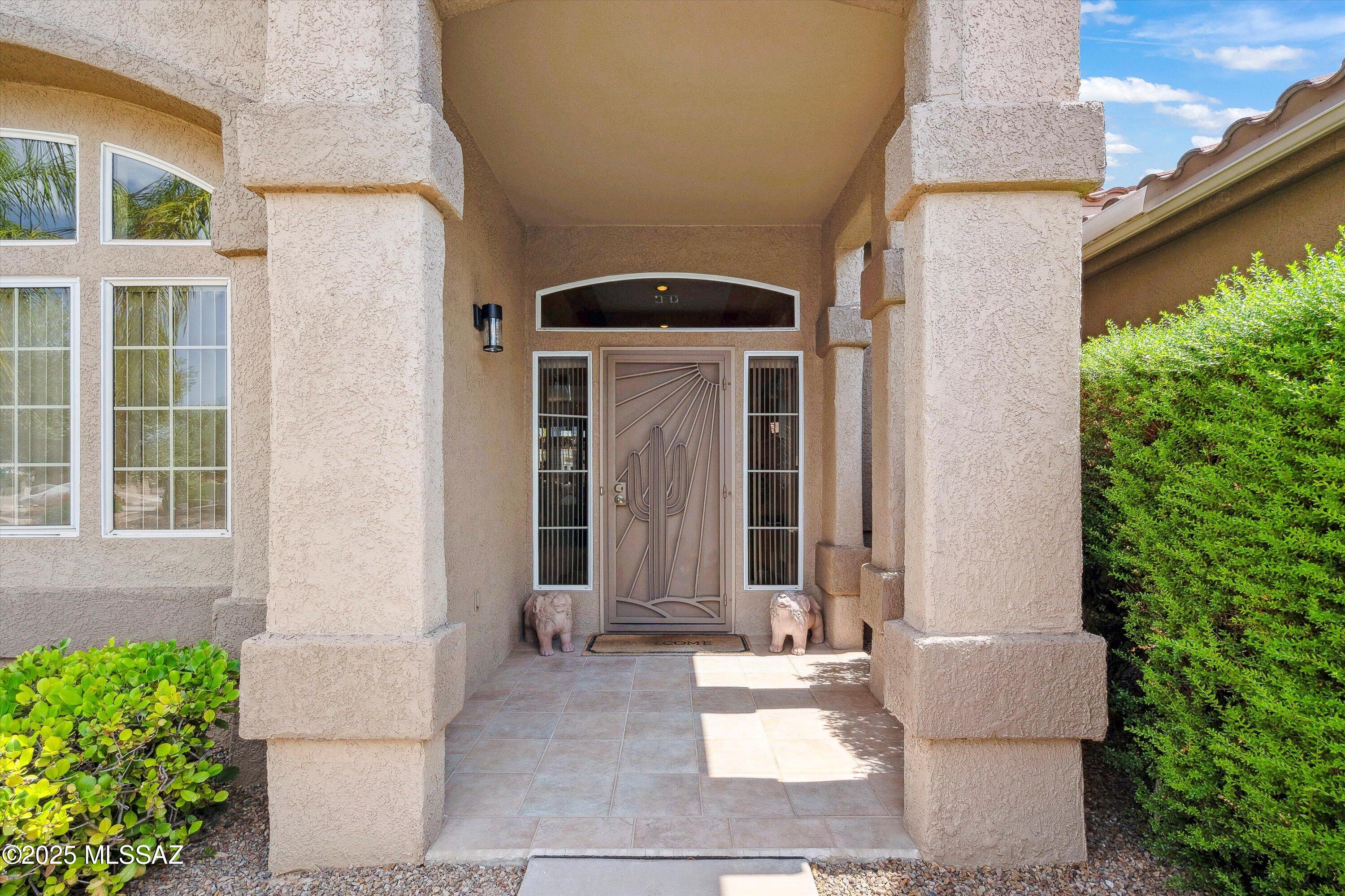 1162 E Royal Oak Road