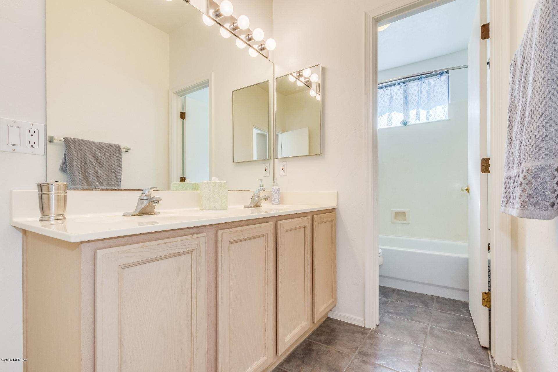 Mountain Gate Estates (1-15) - Residential