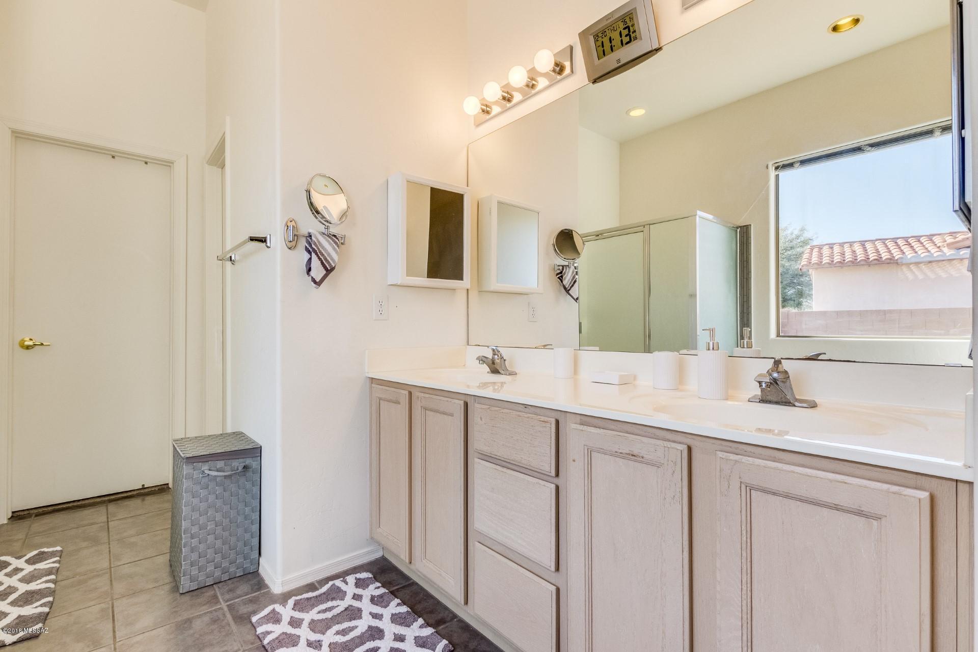 Mountain Gate Estates (1-15) - Residential