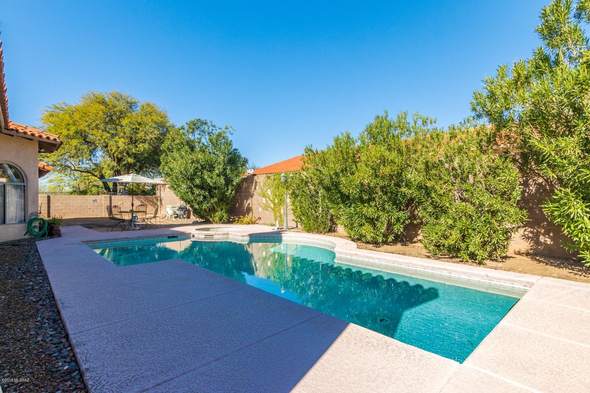 Mountain Gate Estates (1-15) - Residential