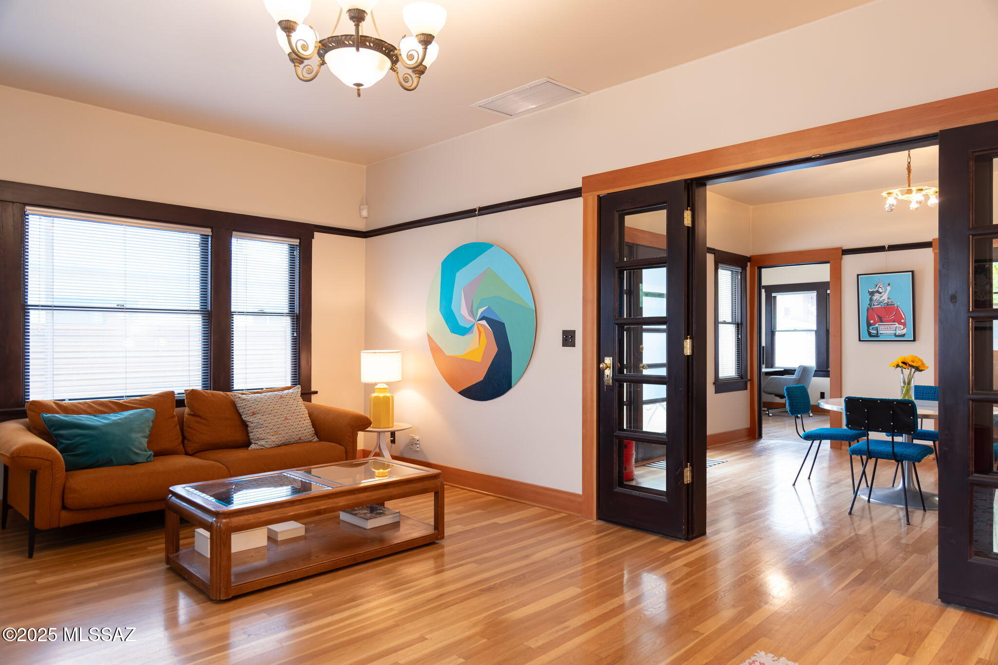20 E 2nd Street