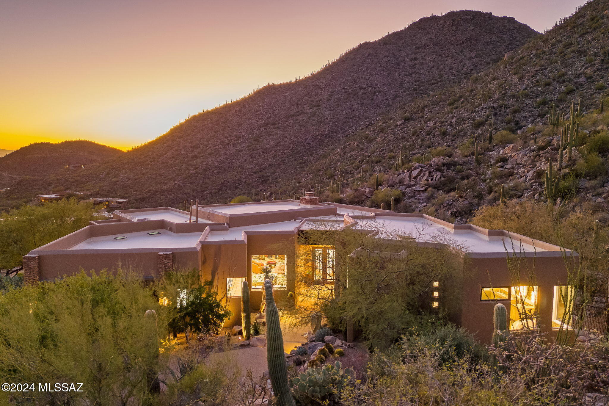 Canyon Pass II At Dove Mountain (49-110) - Residential