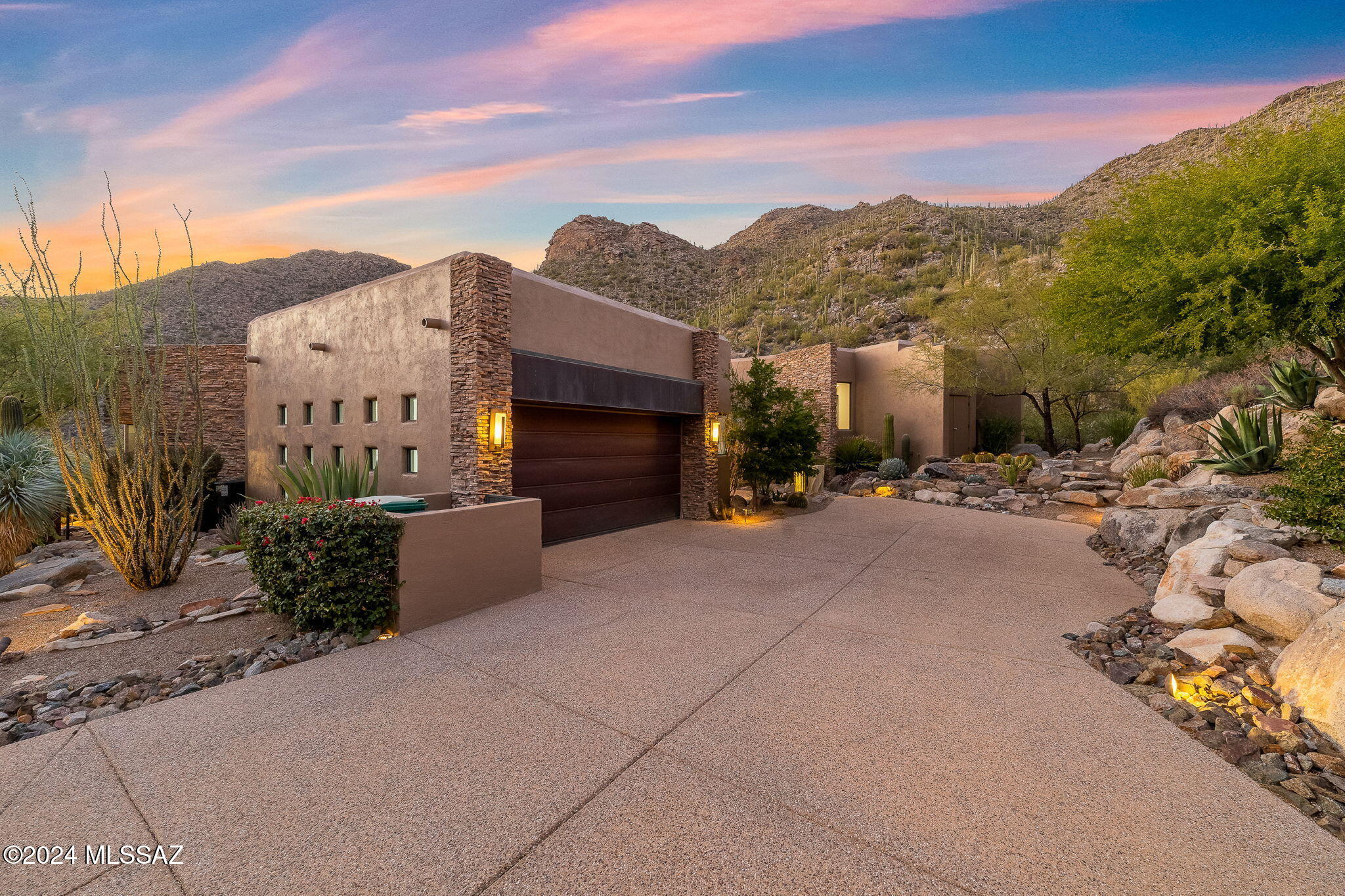 Canyon Pass II At Dove Mountain (49-110) - Residential