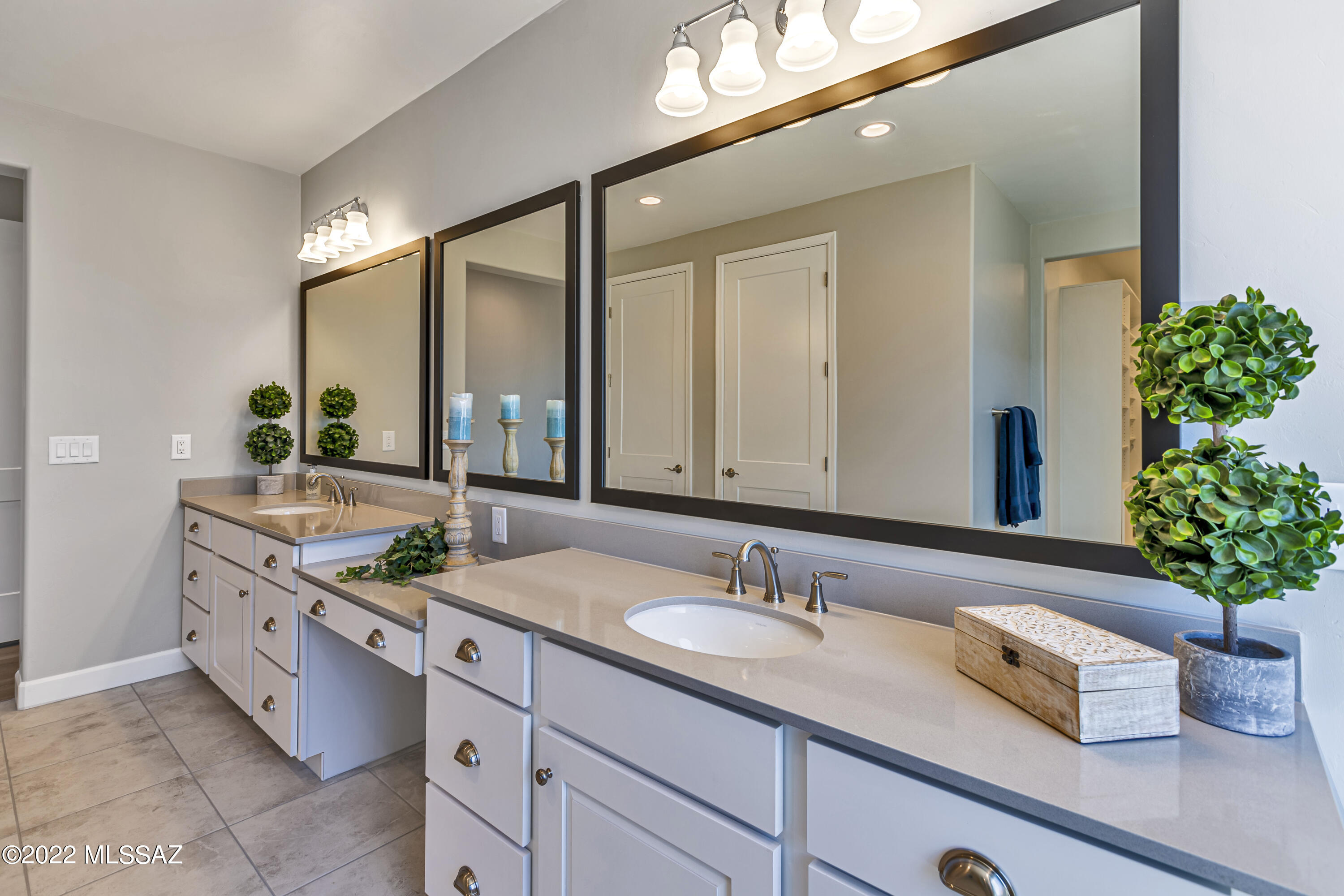 Saddlebrooke Ranch - Residential