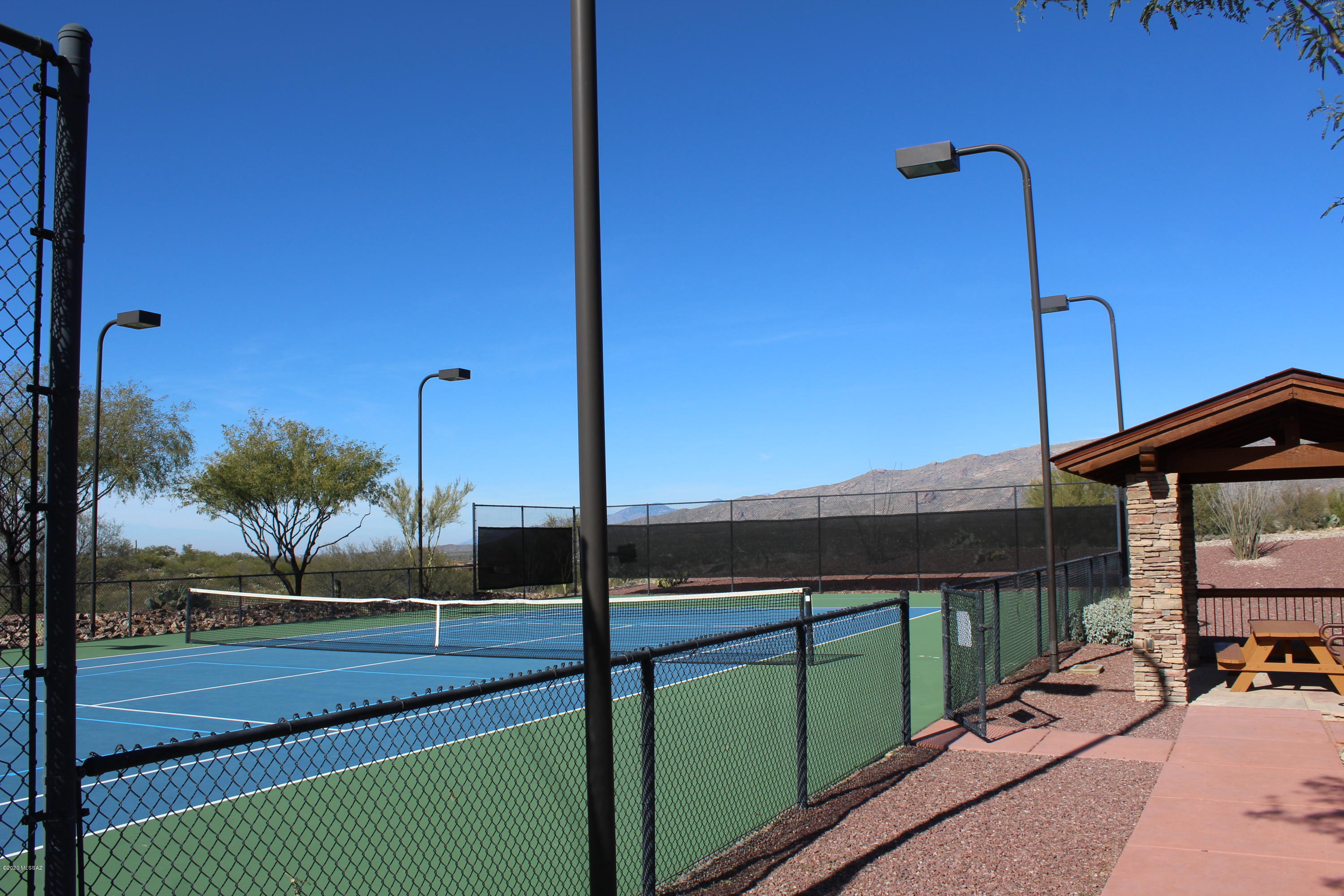 Coyote Creek (1-395) - Residential
