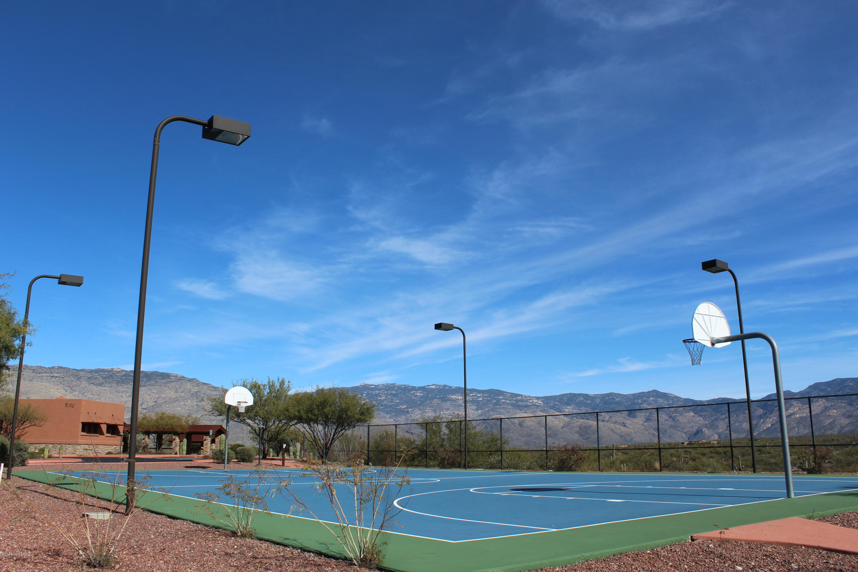 Coyote Creek (1-395) - Residential