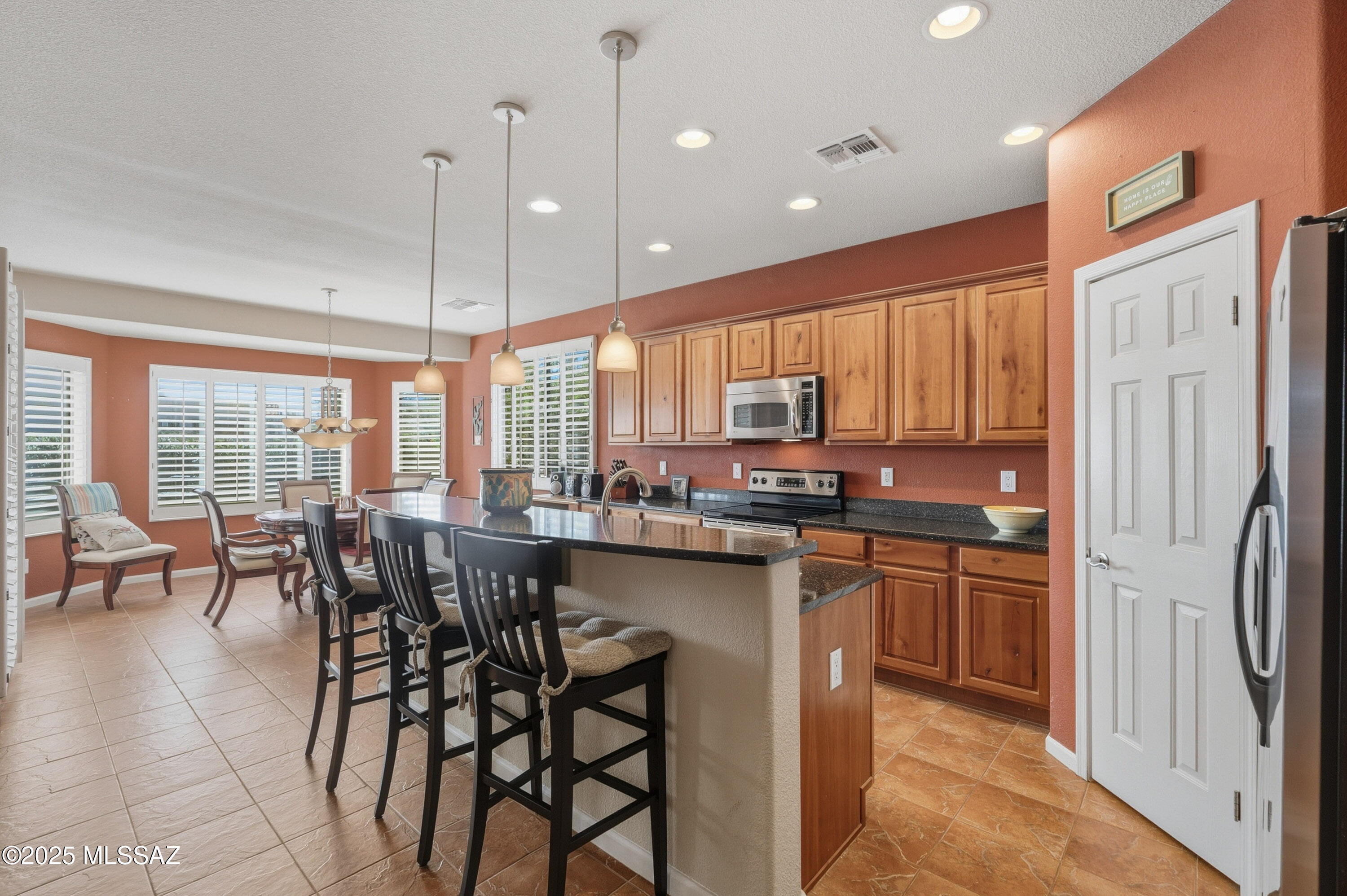 2212 E Bluejay Bluff Lane