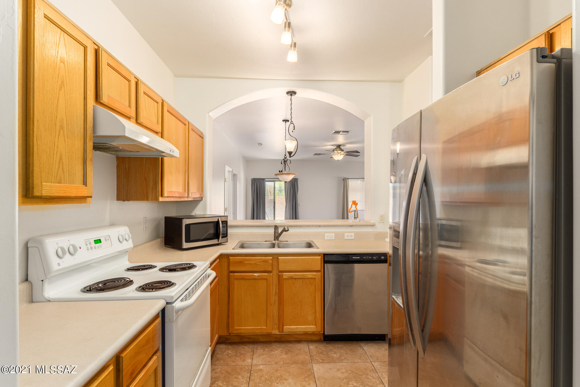 Continental Reserve Blk. 7 & 8 (1-82) - Residential