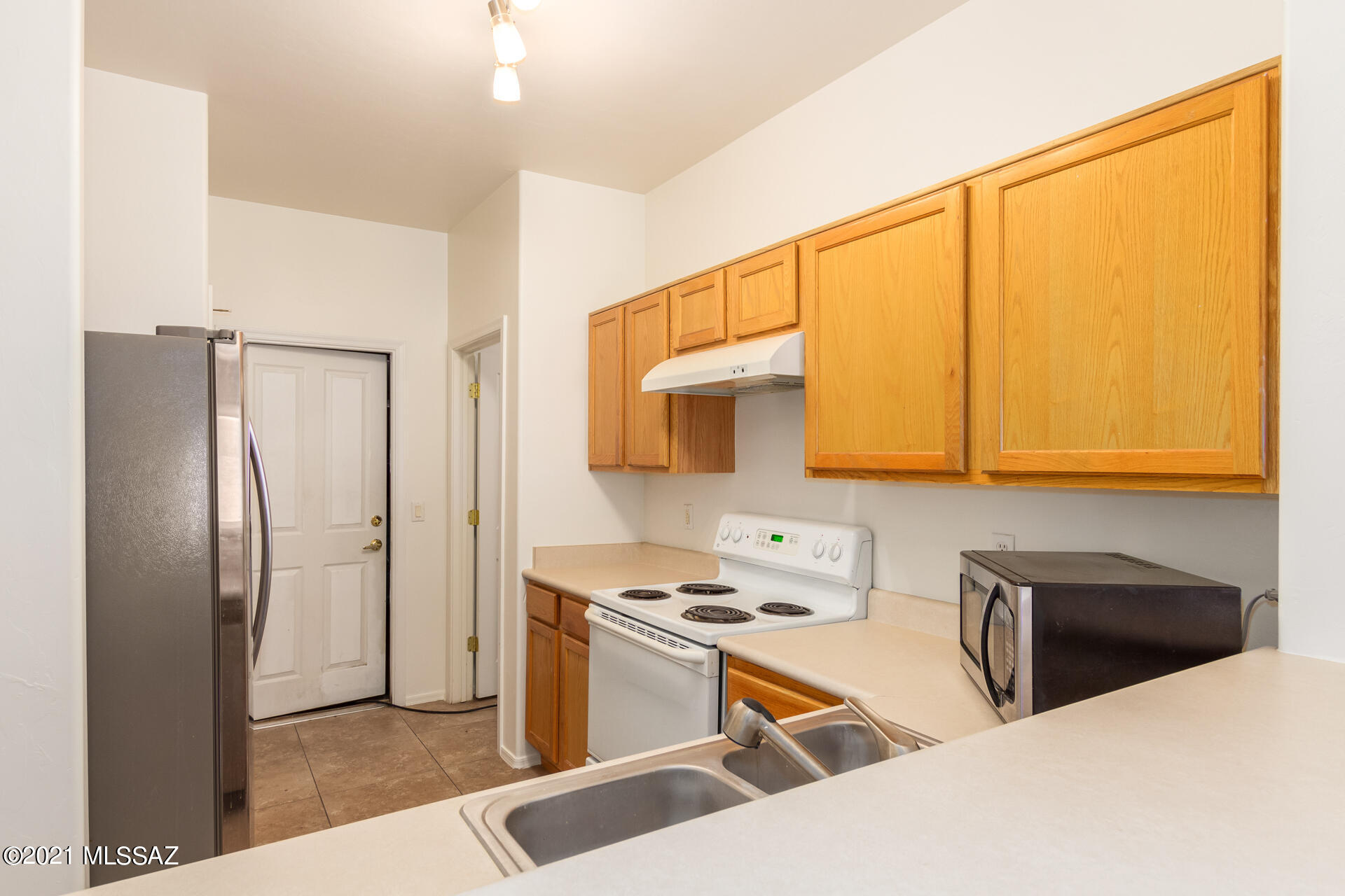 Continental Reserve Blk. 7 & 8 (1-82) - Residential