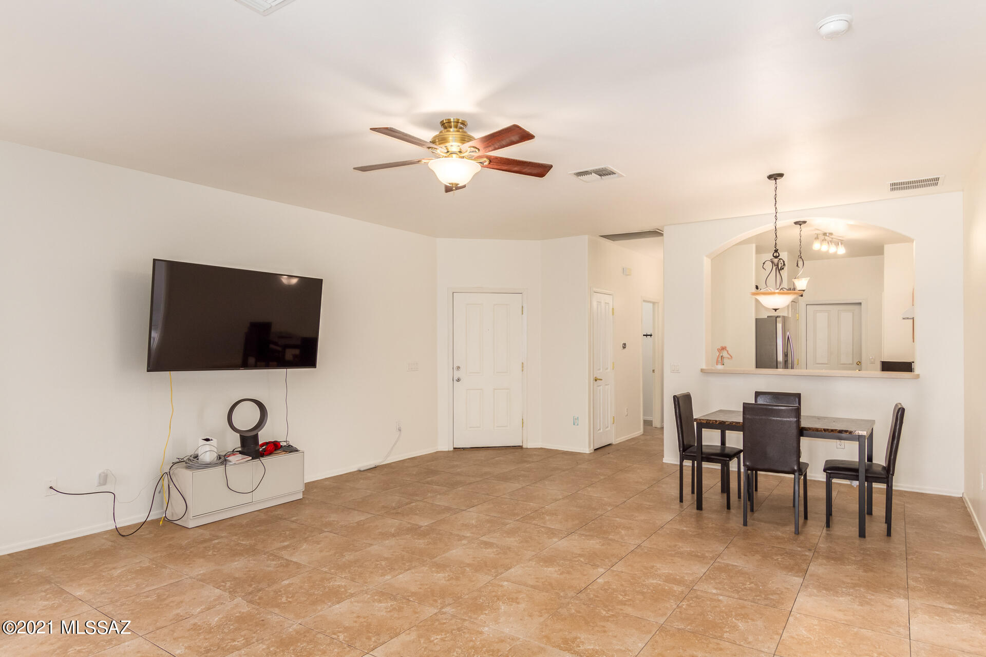 Continental Reserve Blk. 7 & 8 (1-82) - Residential