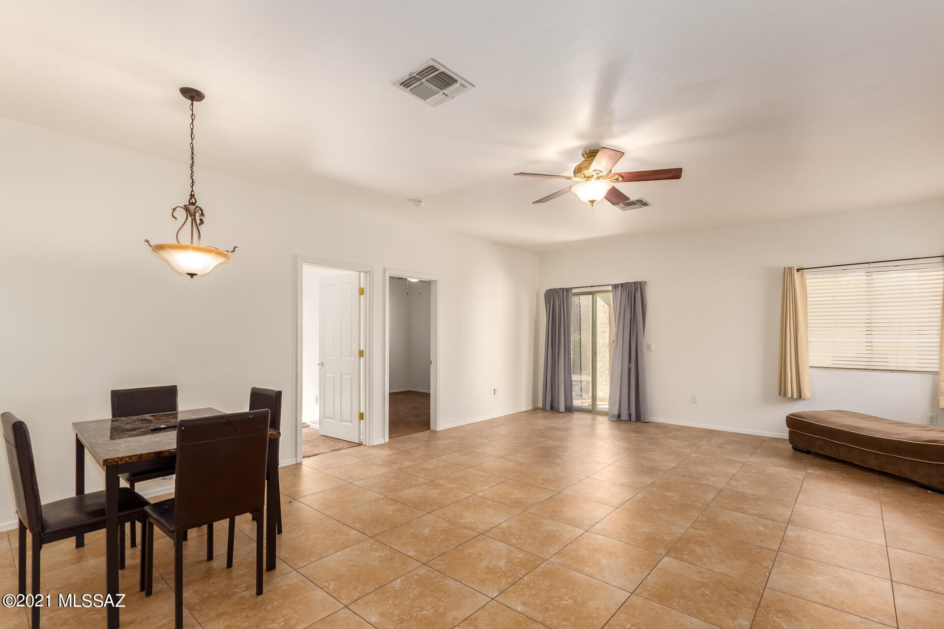 Continental Reserve Blk. 7 & 8 (1-82) - Residential