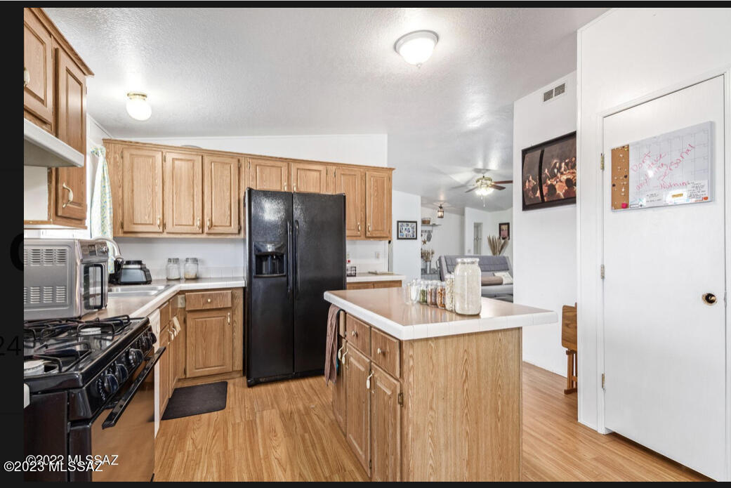 Tucson Saguaro Estates (1-67) - Residential